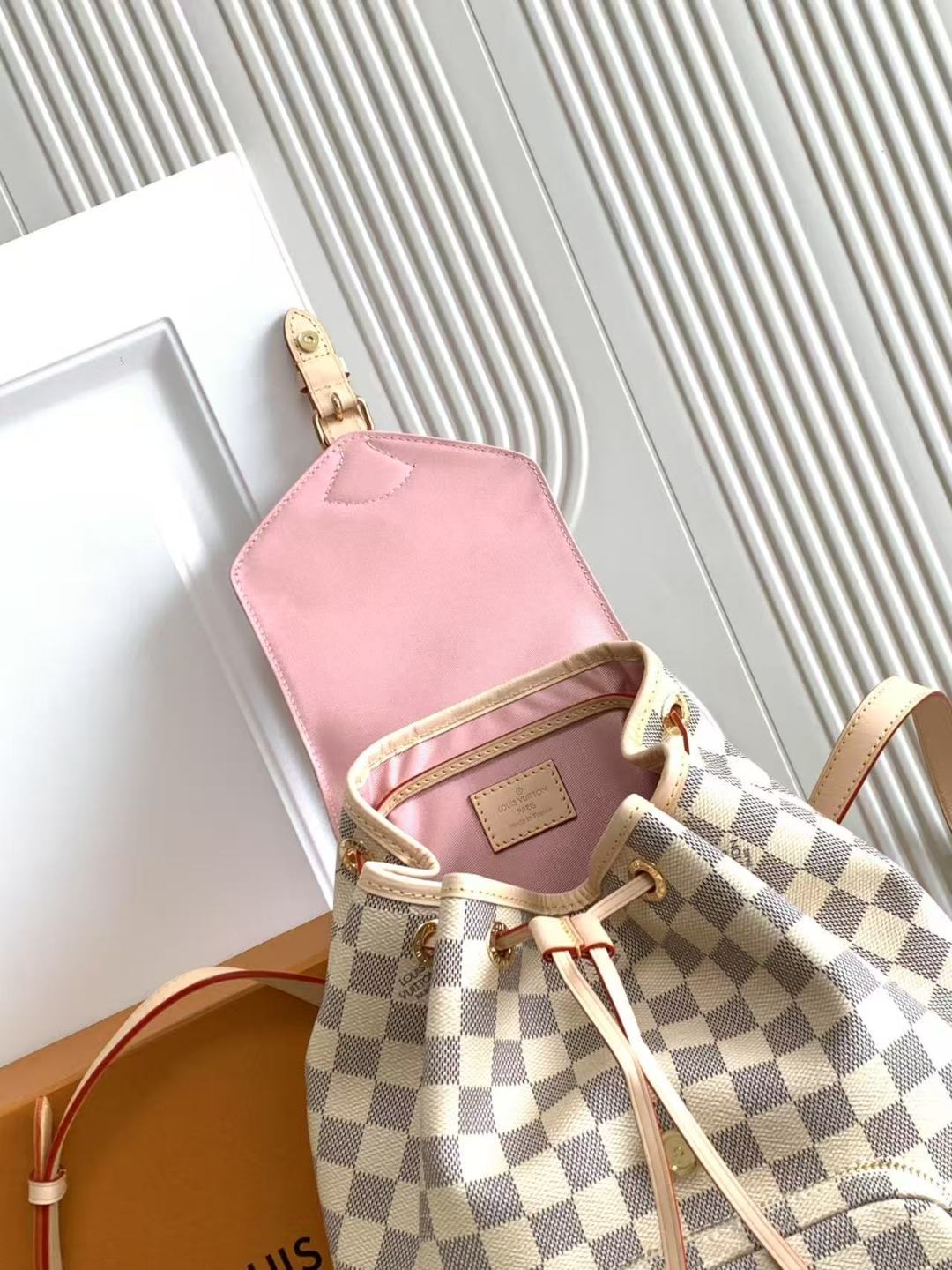 BAG-LV-W-NEW-672