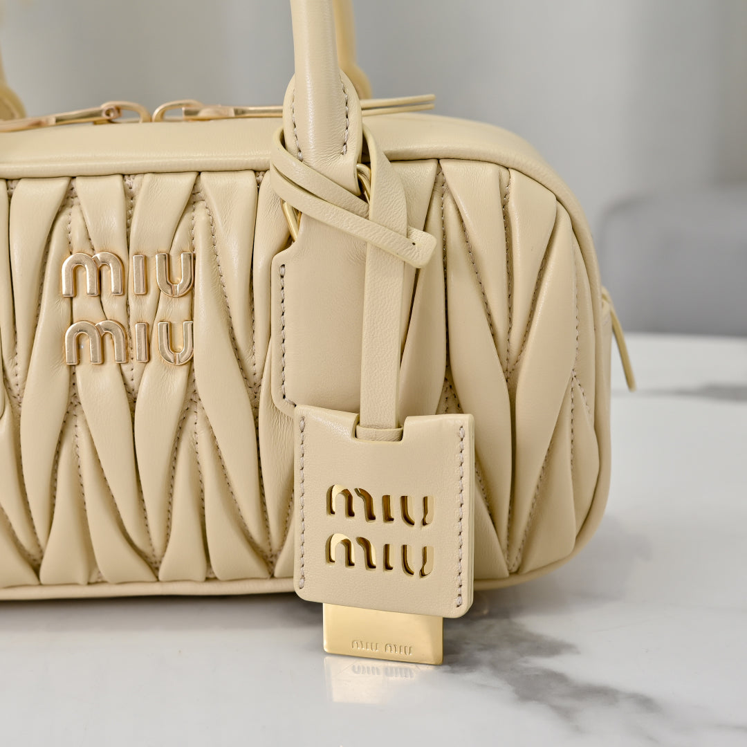 BAG-MIUMIU-LY-328