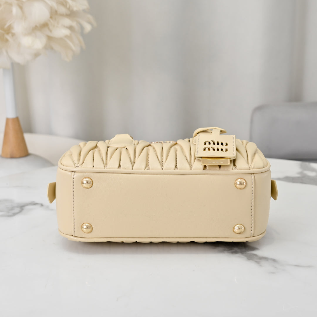 BAG-MIUMIU-LY-328