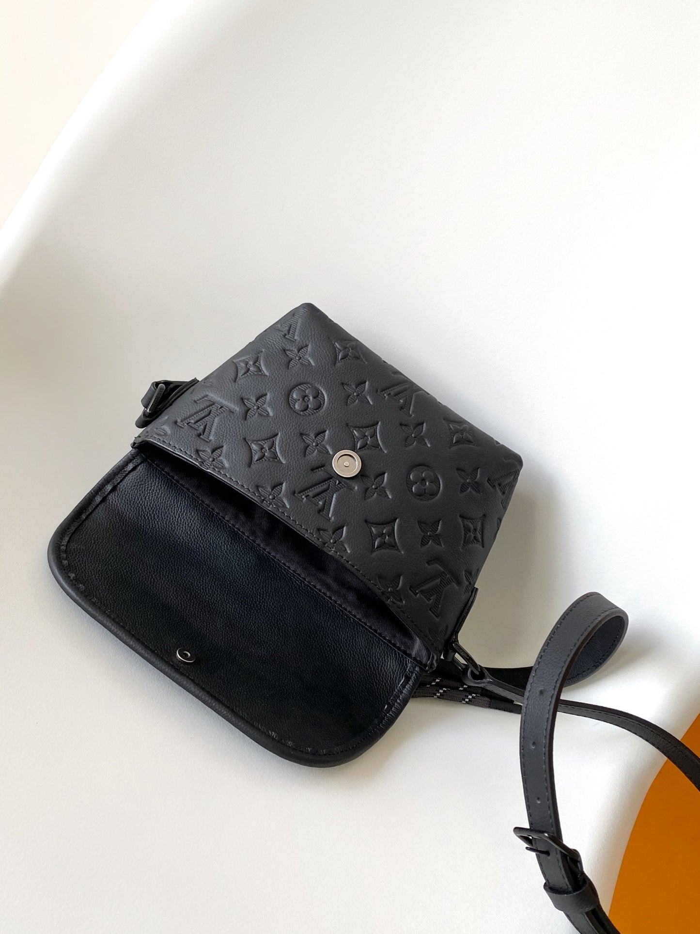 BAG-LV-W-NEW-809