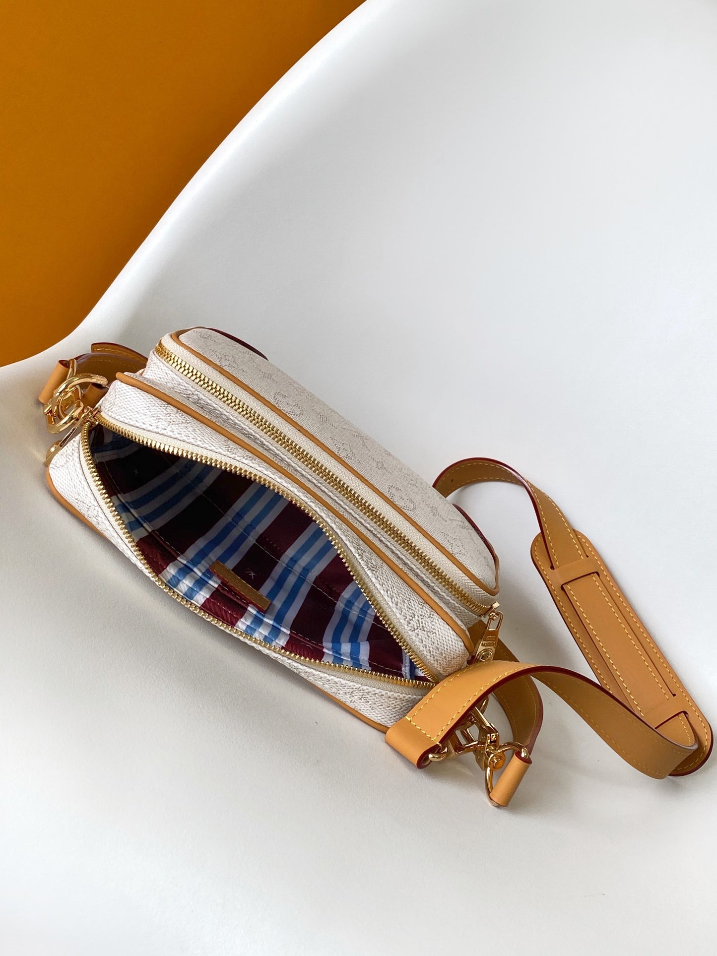 BAG-LV-W-NEW-555