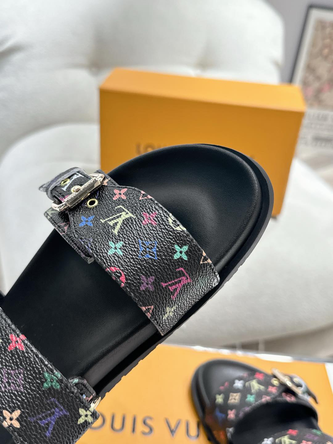 SHOES-LV-LY-116