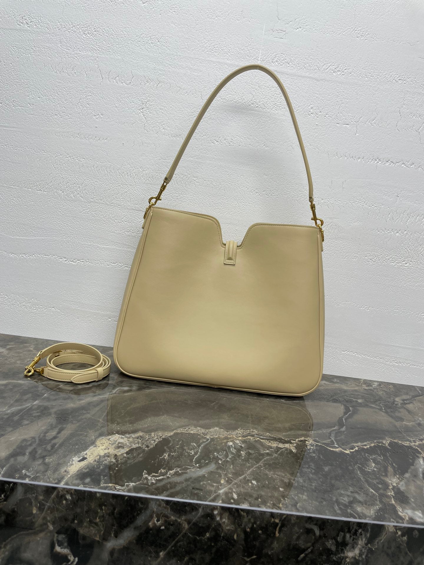 BAG-CELINE-W-NEW-1360