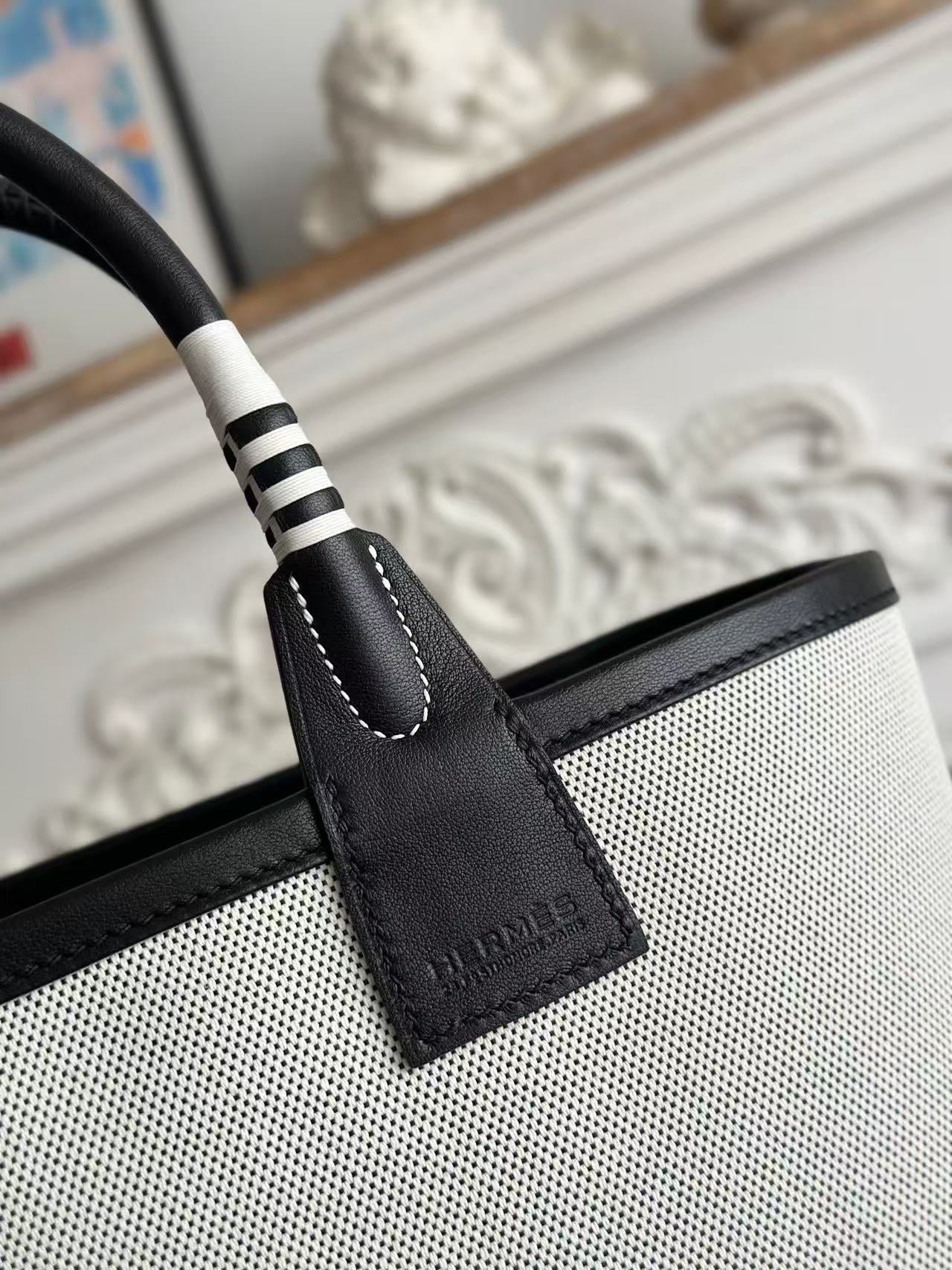 BAG-HMS-W-009