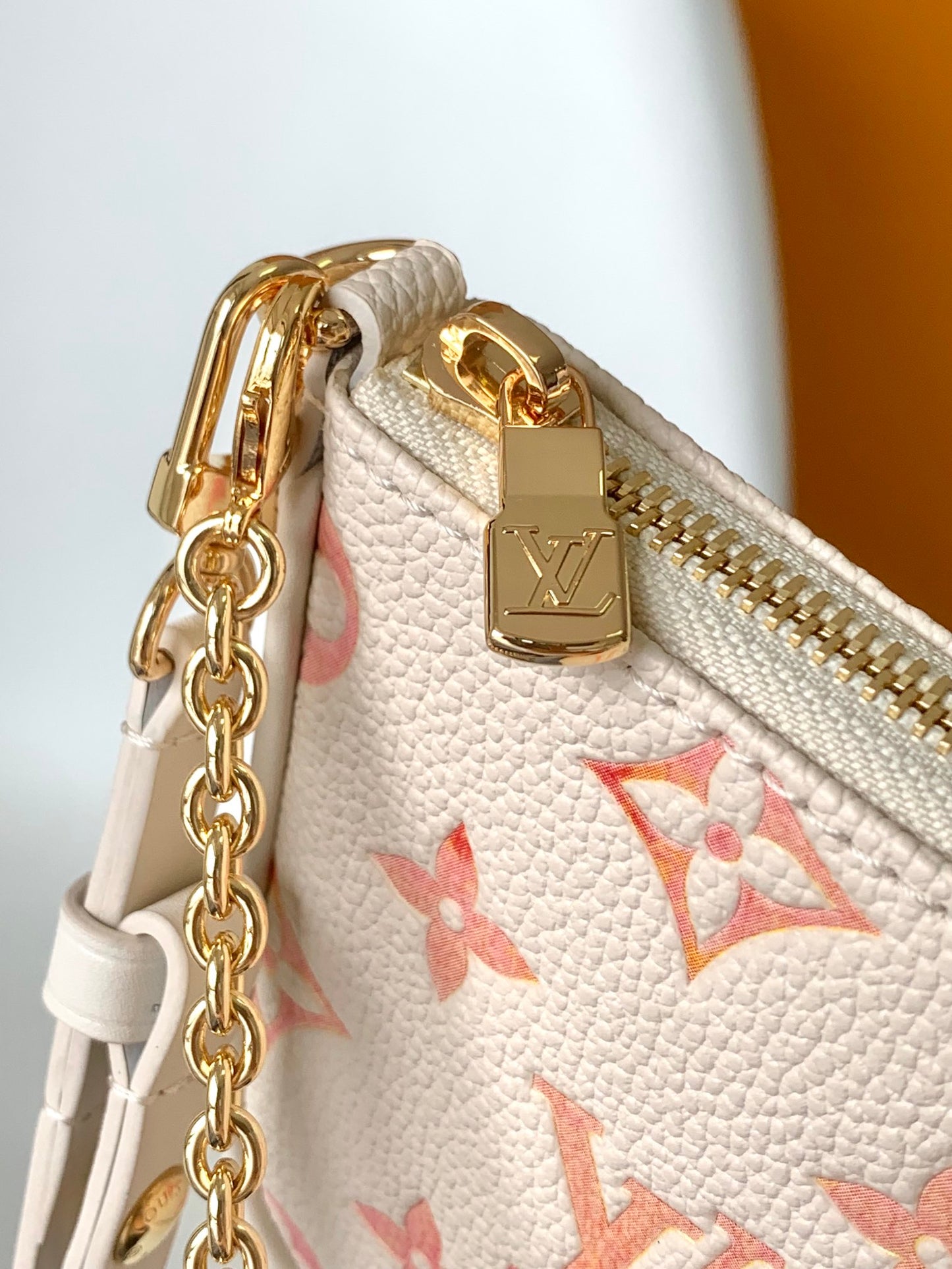 BAG-LV-W-NEW-704