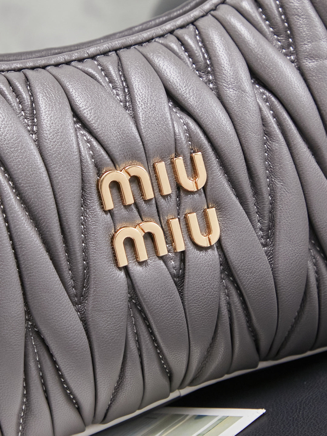 BAG-MIUMIU-LY-025