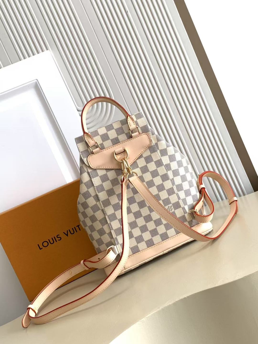 BAG-LV-W-NEW-672