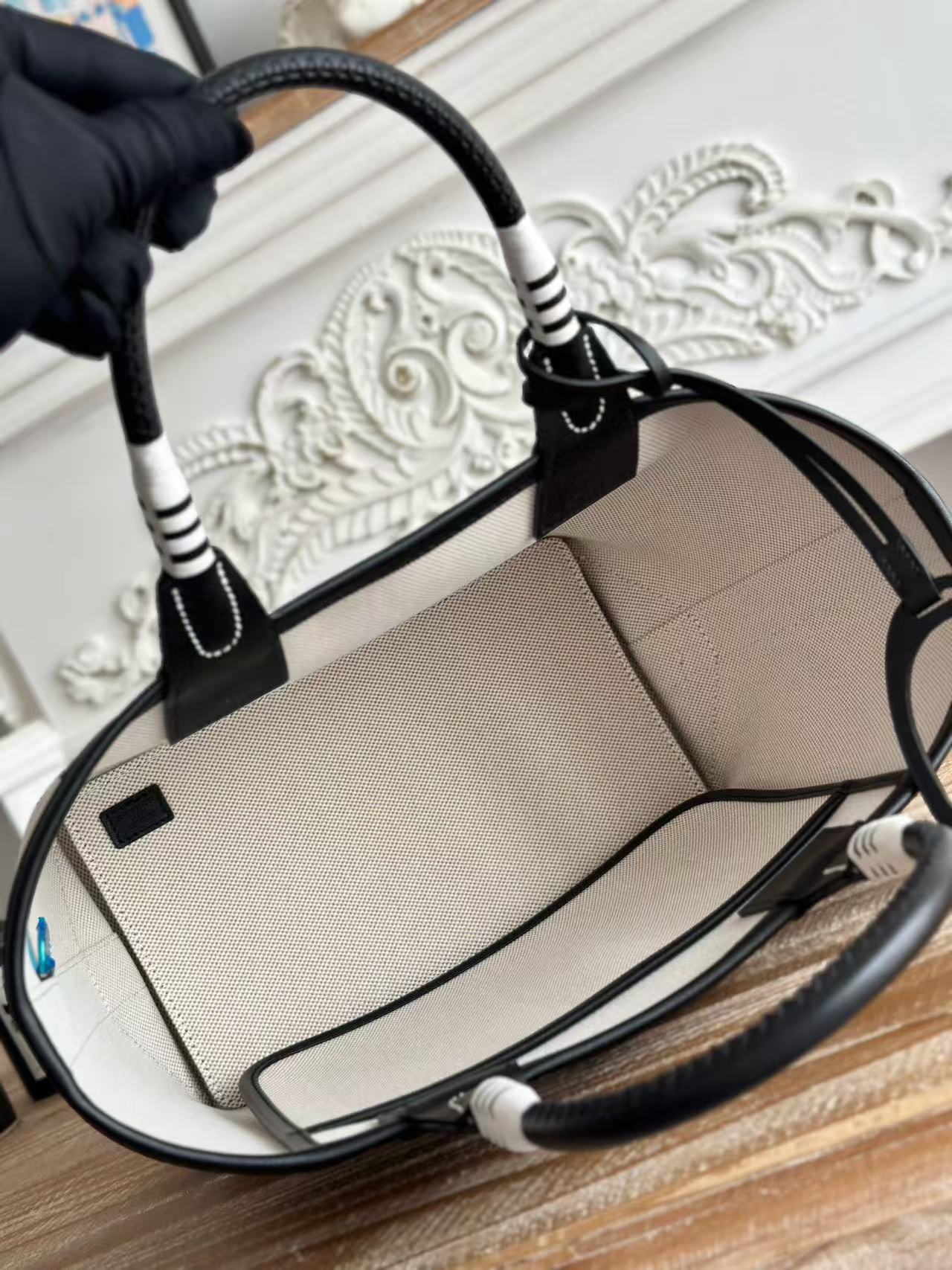 BAG-HMS-W-010