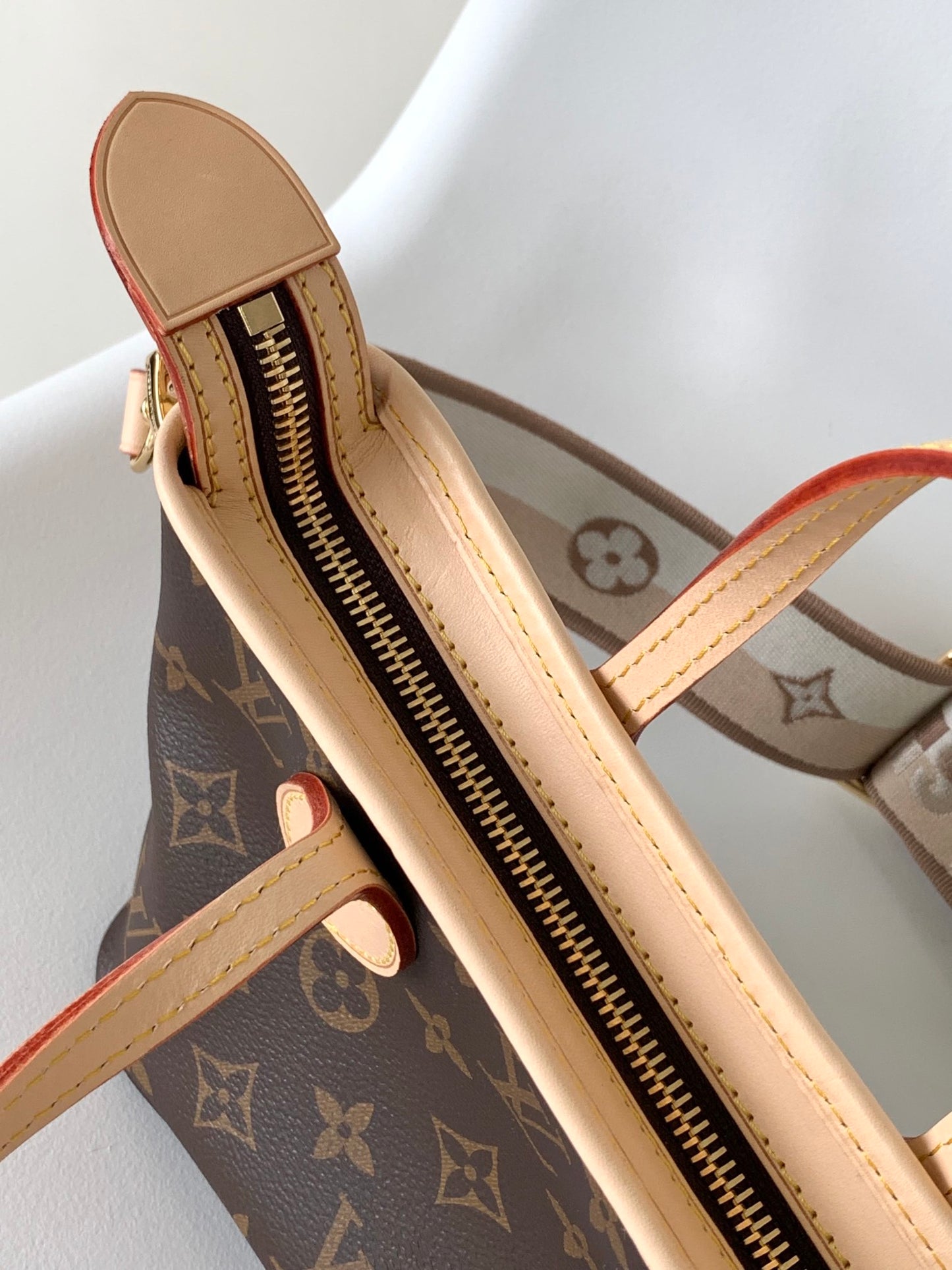BAG-LV-W-NEW-947