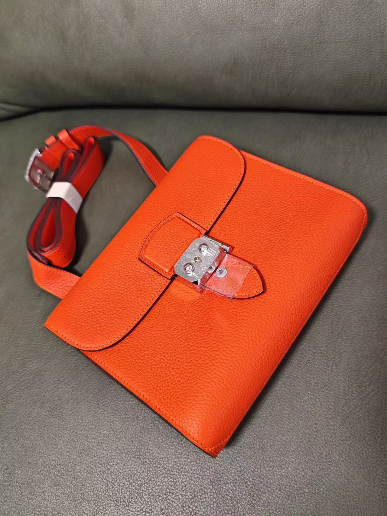 BAG-HMS-W-021