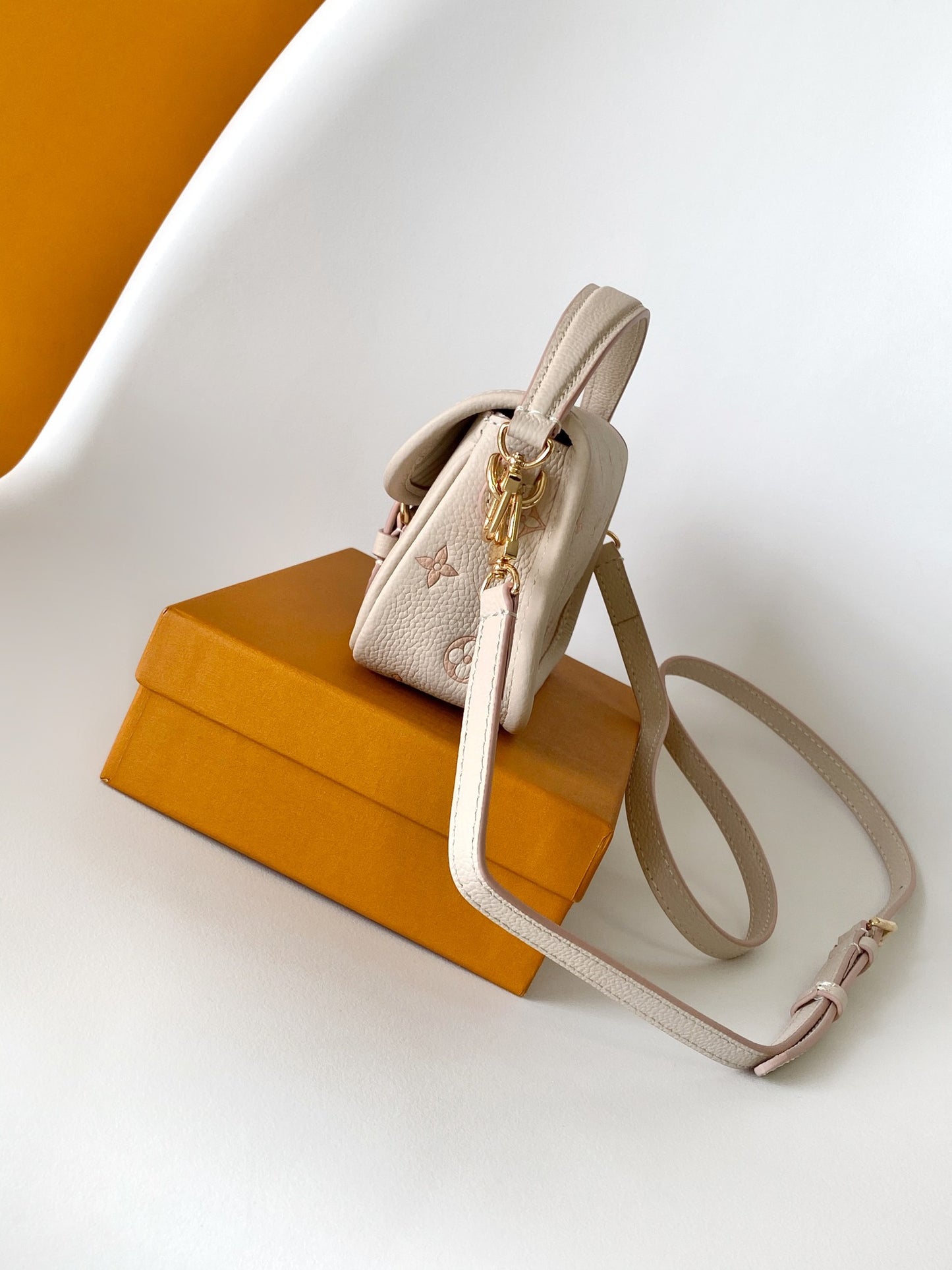 BAG-LV-W-NEW-1108