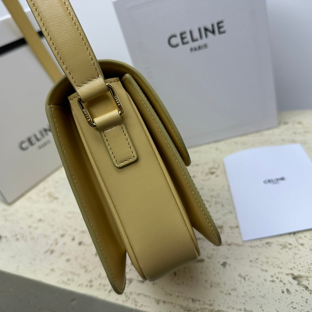 BAG-CELINE-W-NEW-1977
