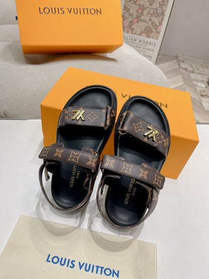 SHOES-LV-LY-018