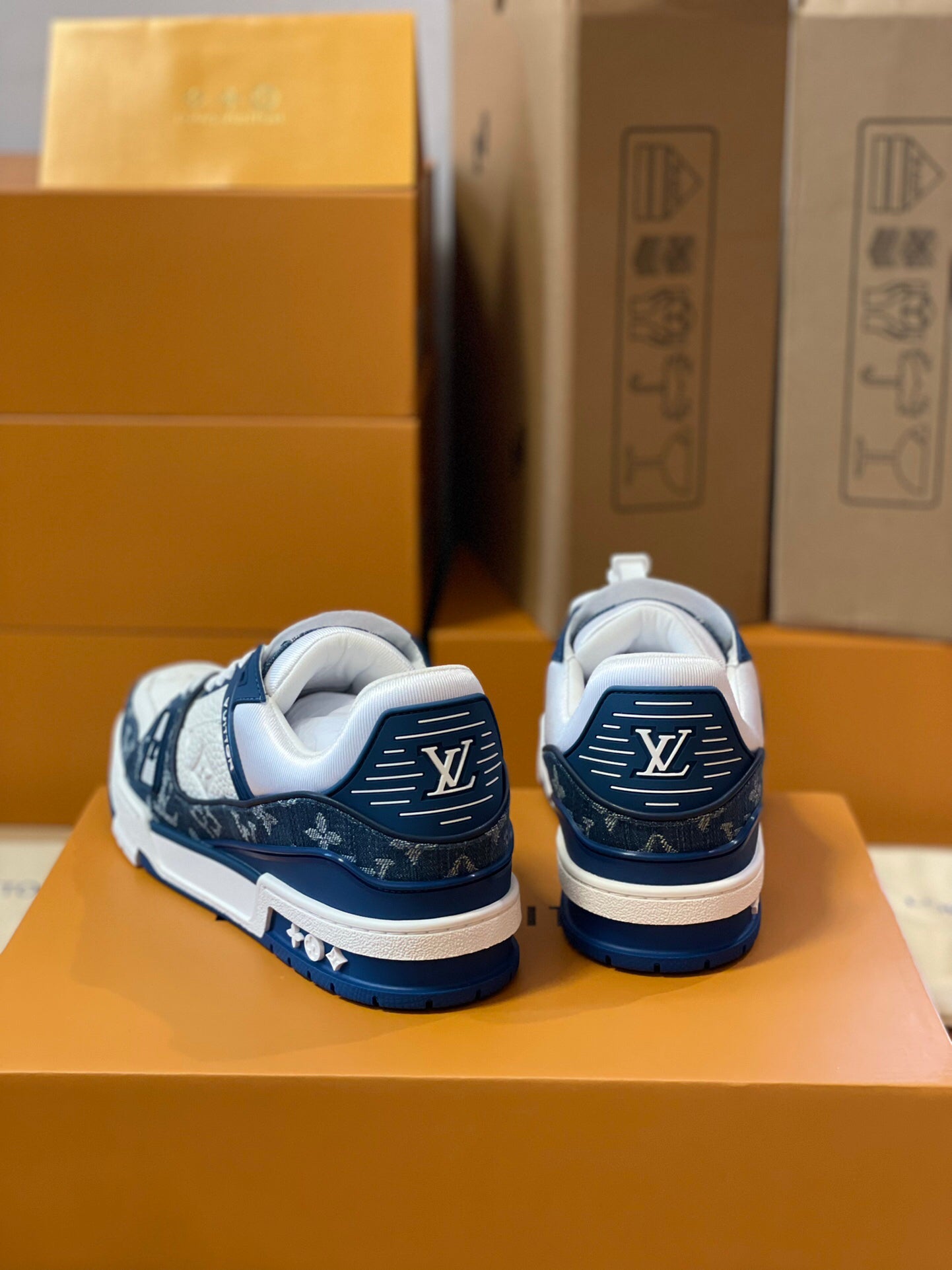 SHOES-LV-LY-194
