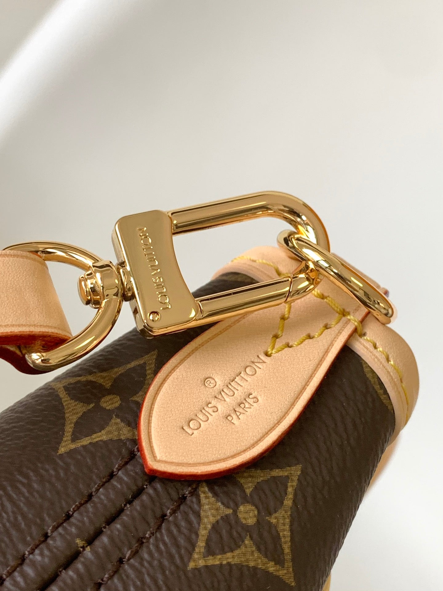 BAG-LV-W-NEW-944