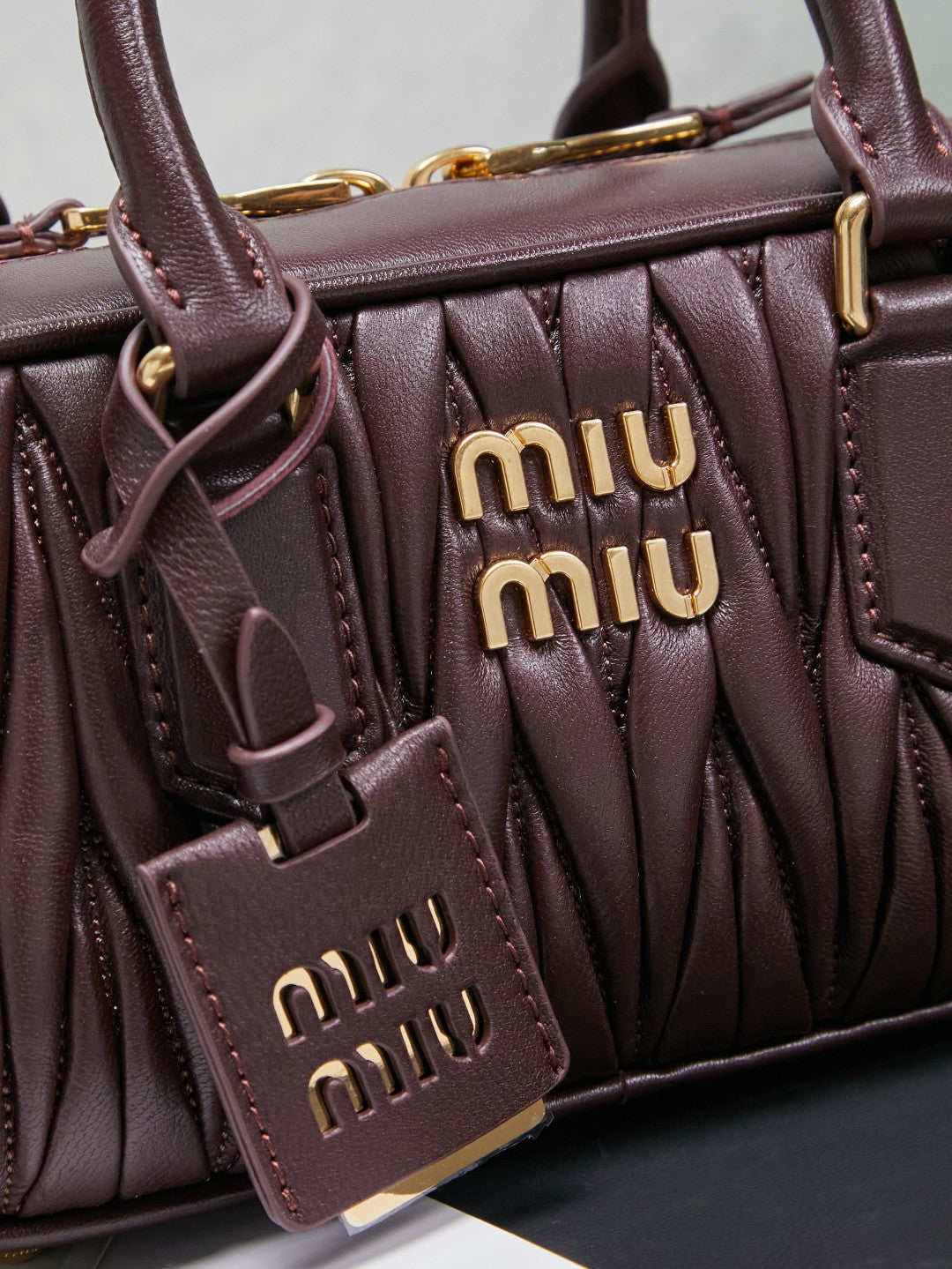 BAG-MIUMIU-LY-146