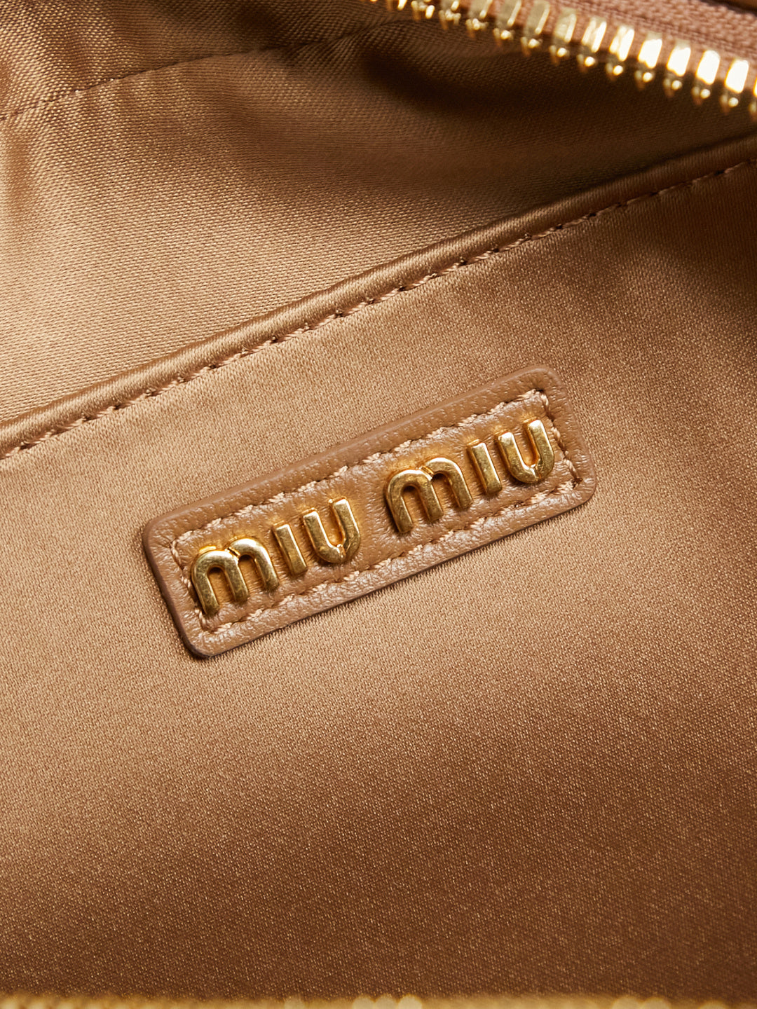 BAG-MIUMIU-LY-005