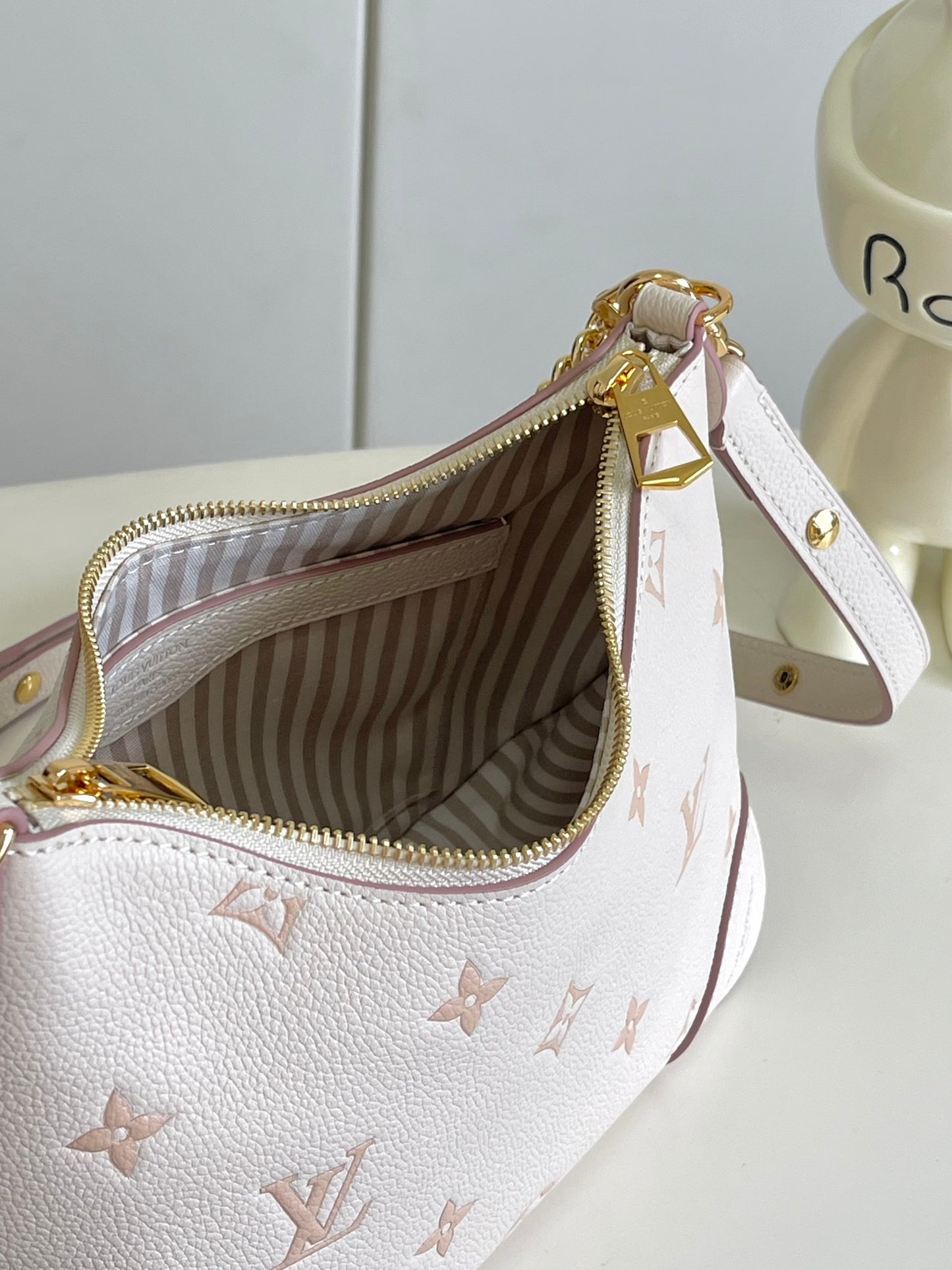 BAG-LV-W-NEW-737