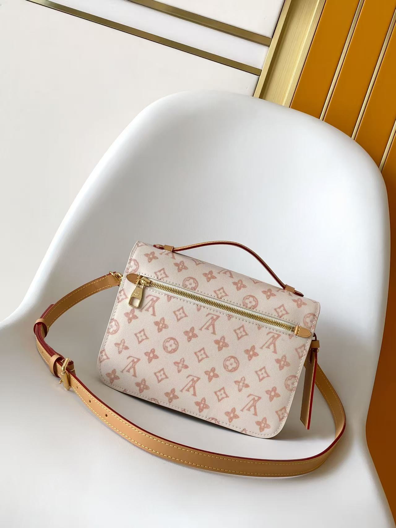 BAG-LV-W-NEW-135