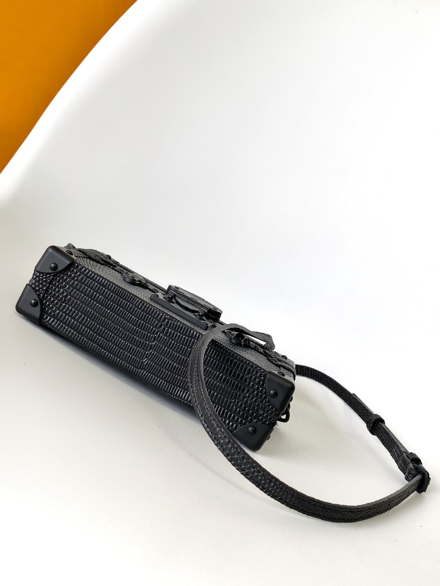BAG-LV-W-NEW-697