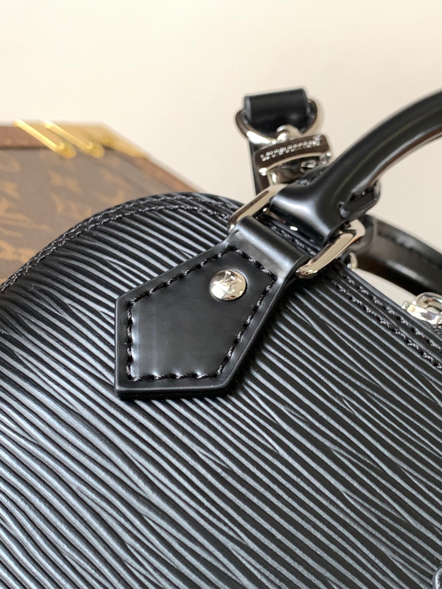 BAG-LV-W-NEW-1069
