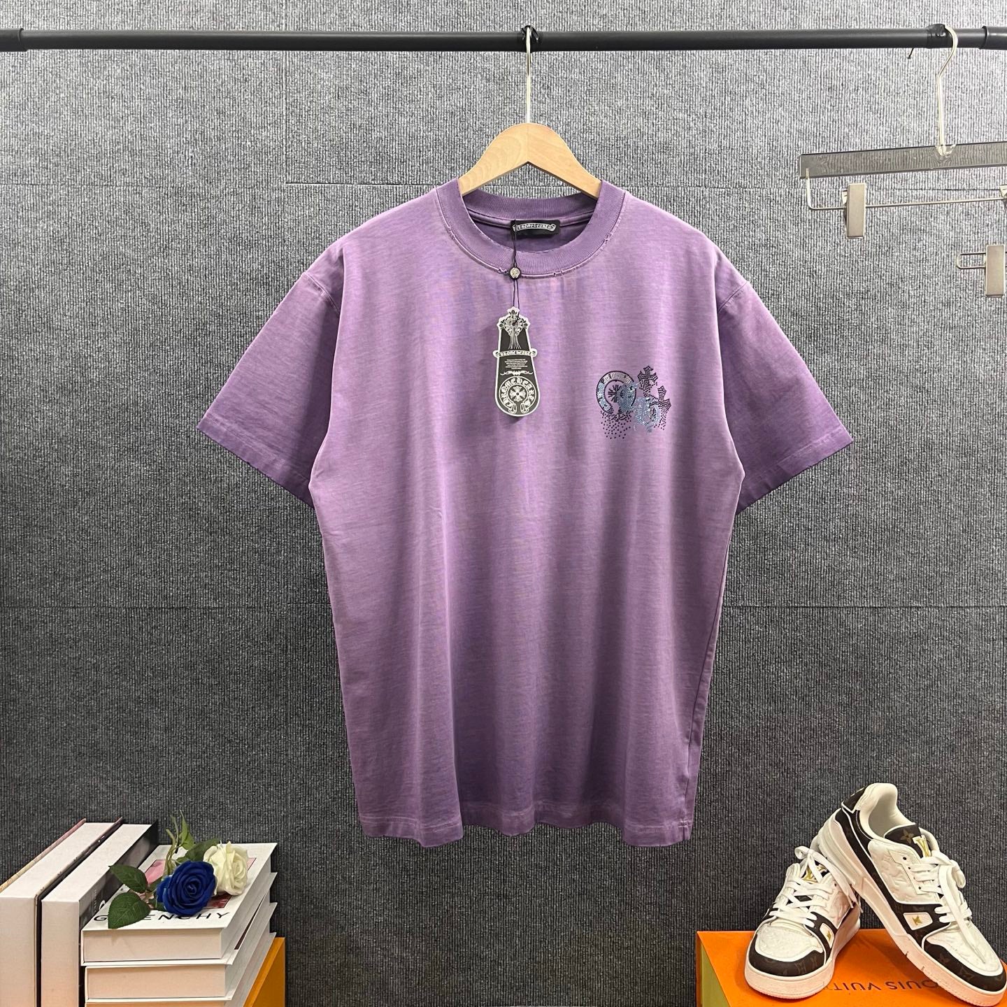 TS-CH-NEW-077