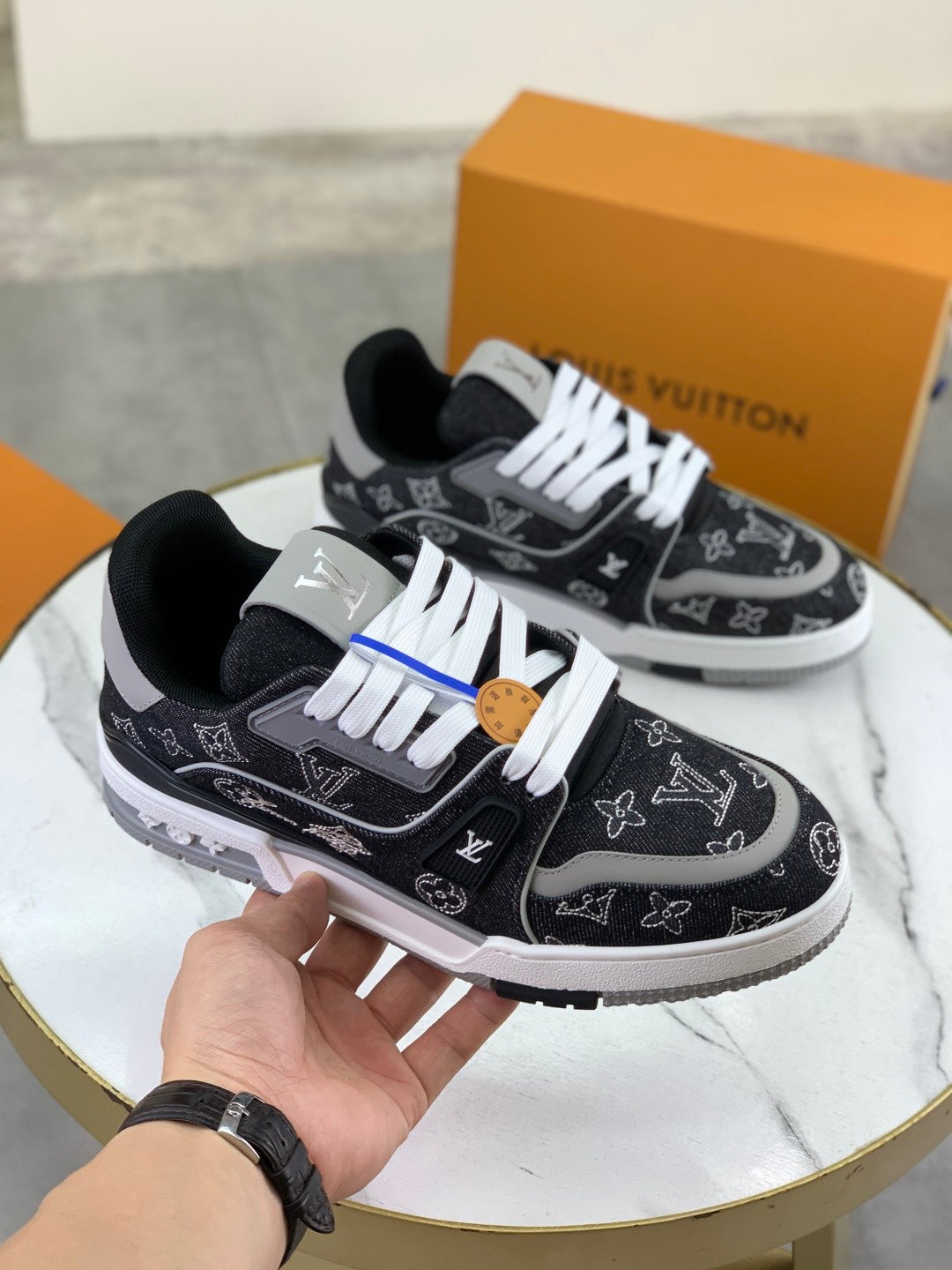 SHOES-LV-LY-332