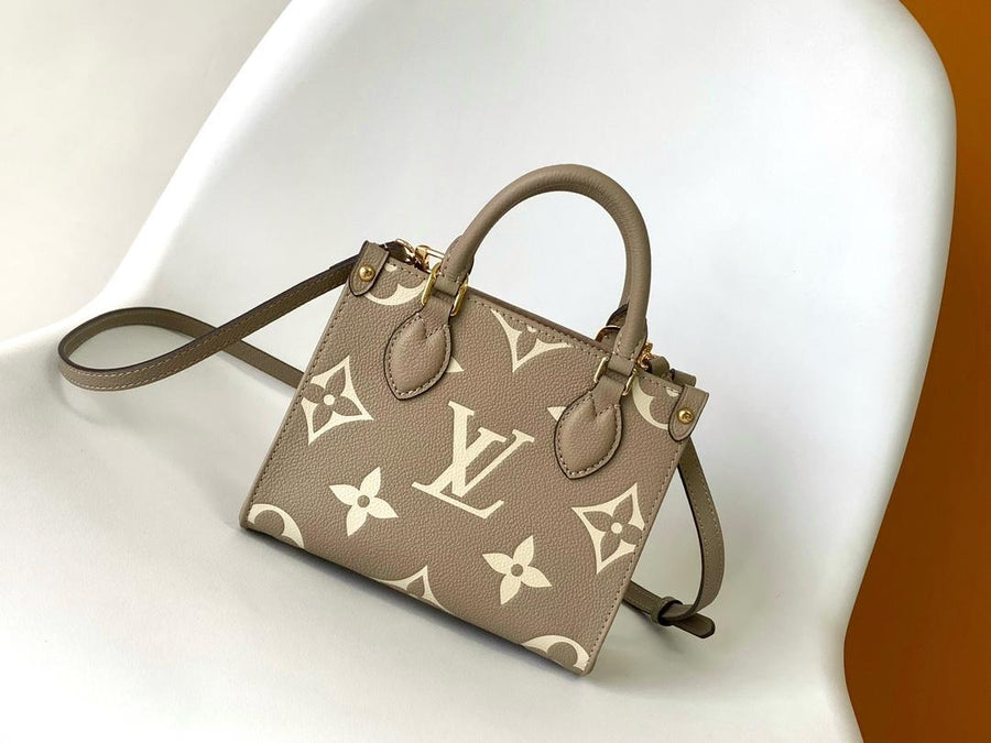 LOUIS VUITTON Onthego PM
