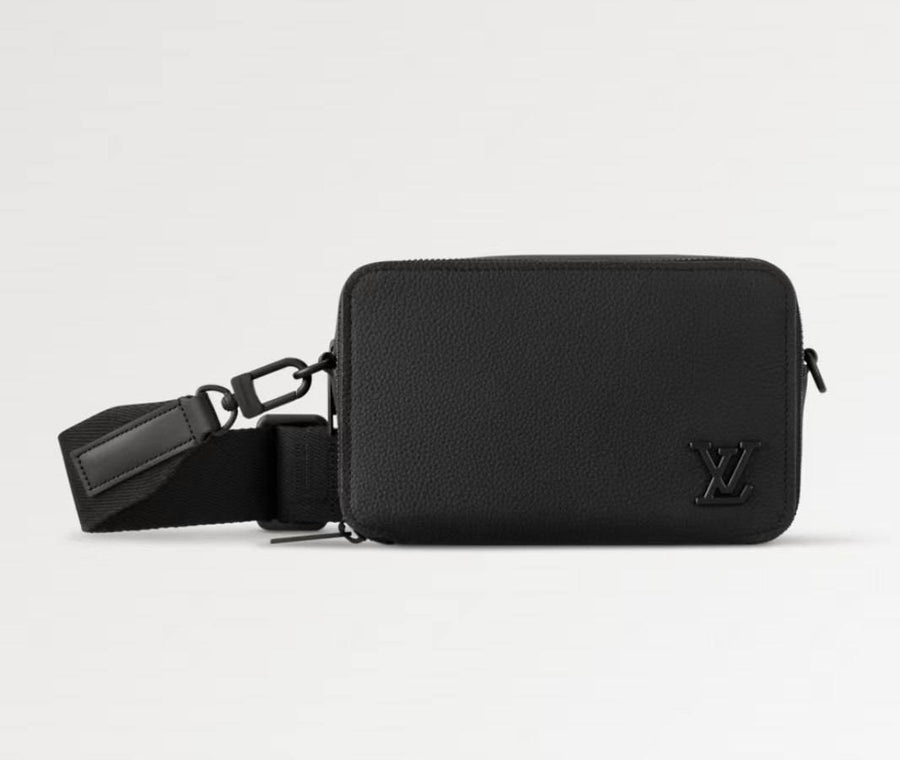 LOUIS VUITTON Onthego PM