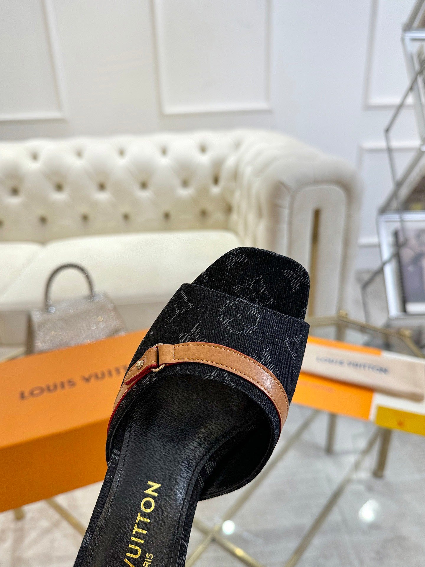 SHOES-LV-LY-357