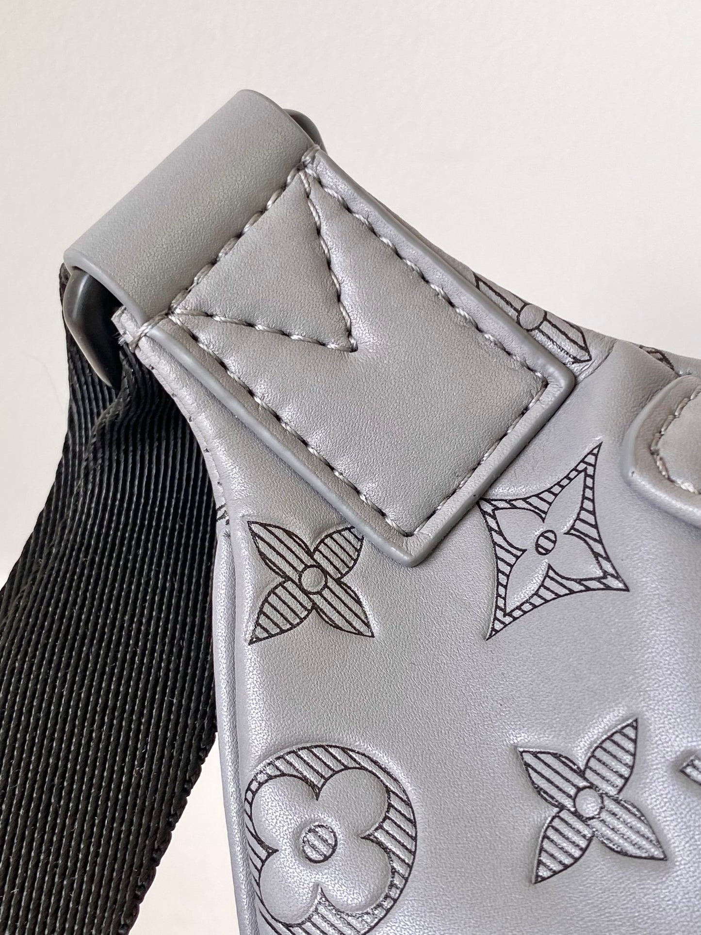 BAG-LV-W-NEW-820