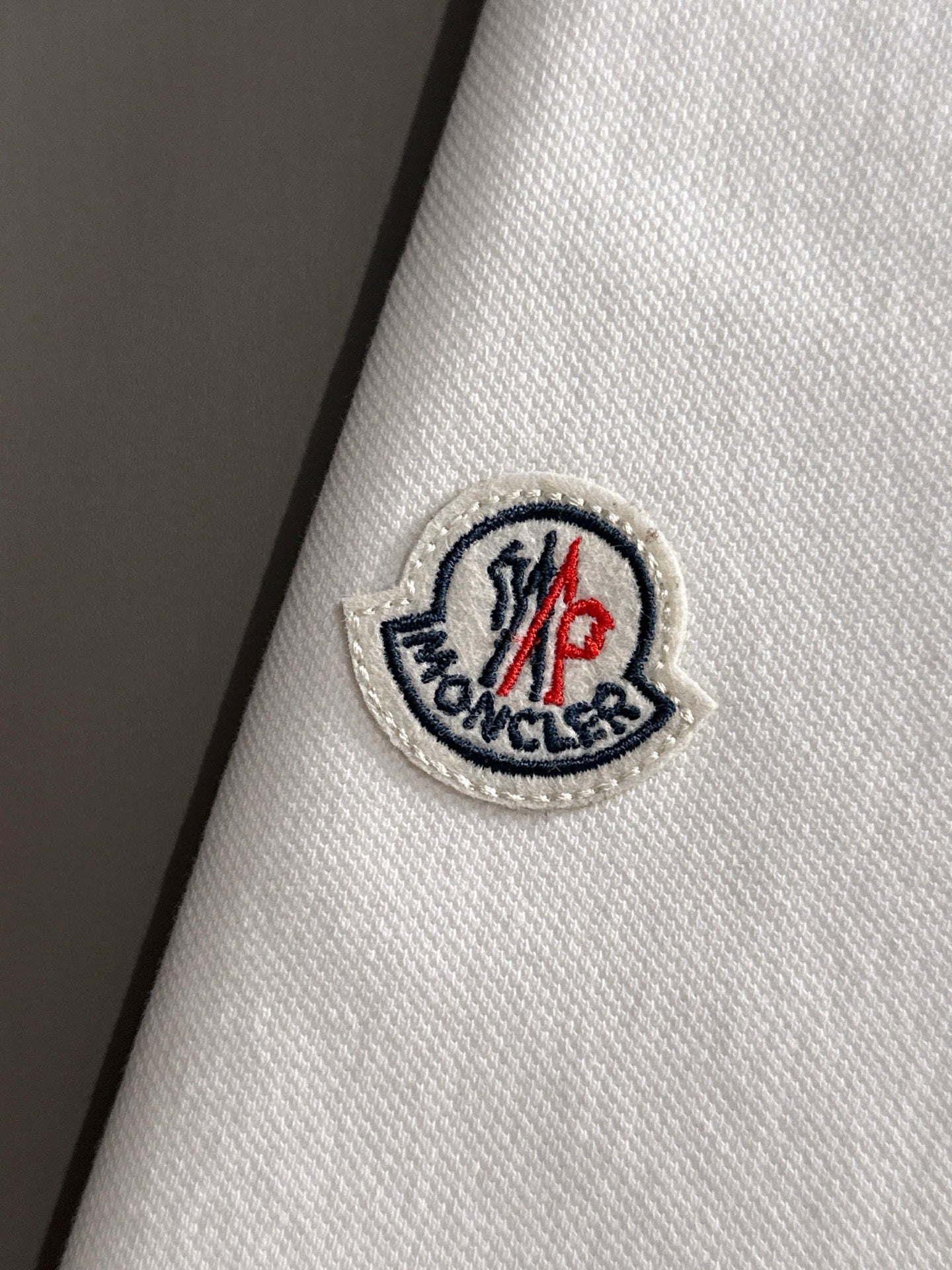 TS-MONCLER-NEW-048