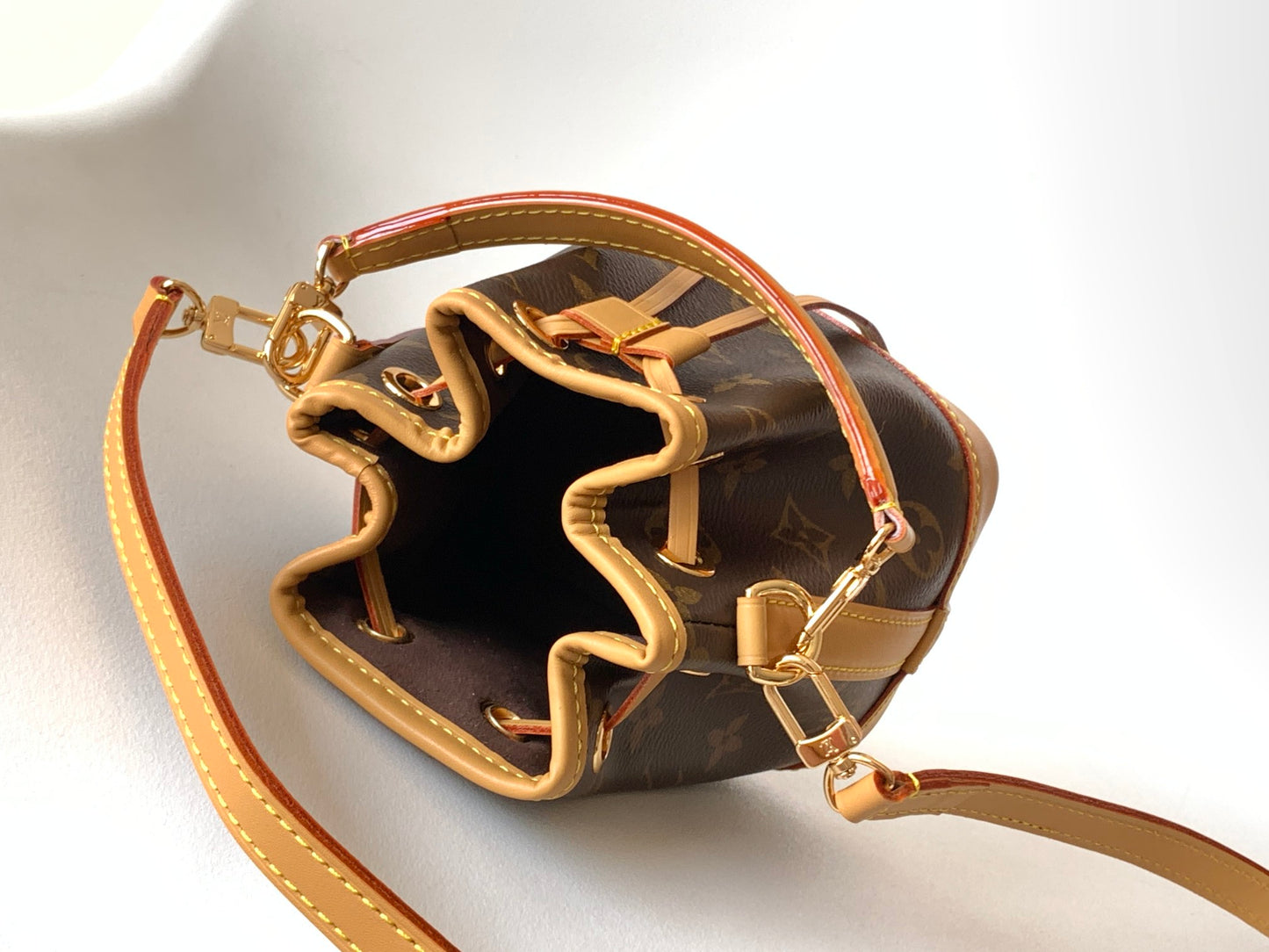BAG-LV-W-NEW-1095
