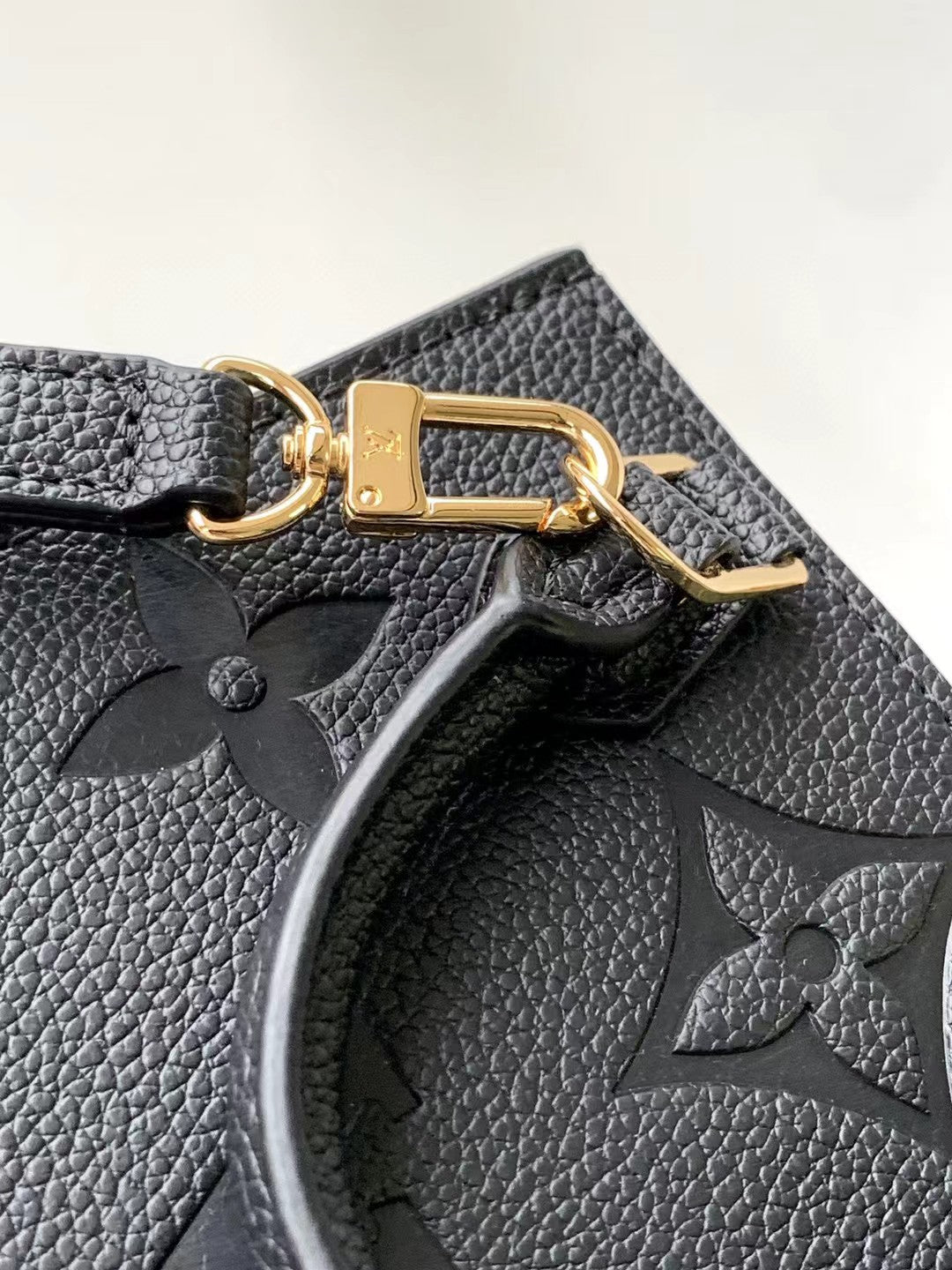 BAG-LV-W-NEW-630