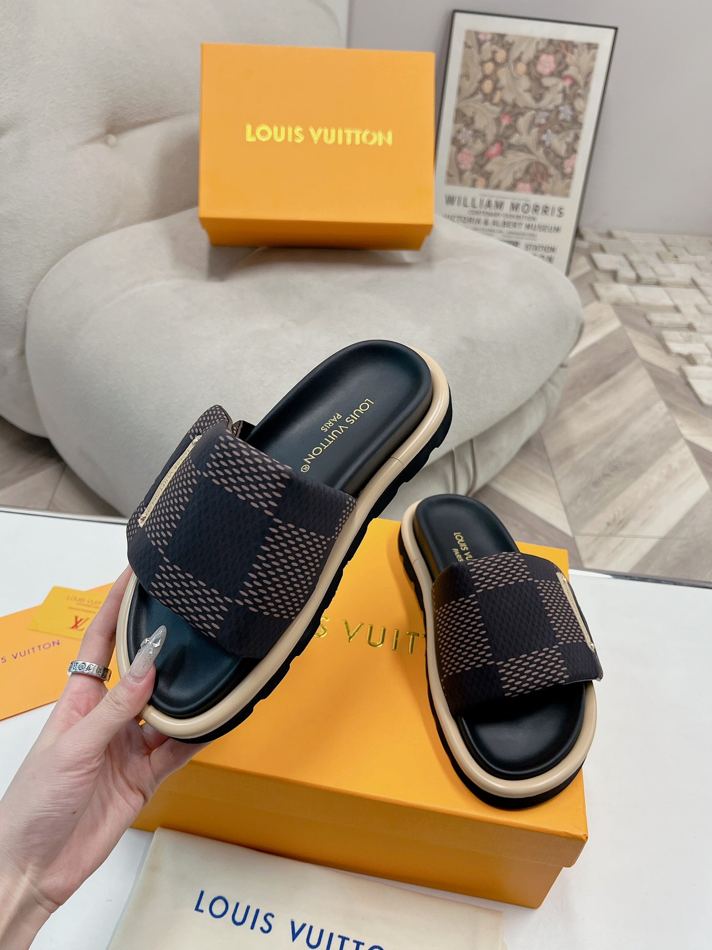SHOES-LV-LY-157