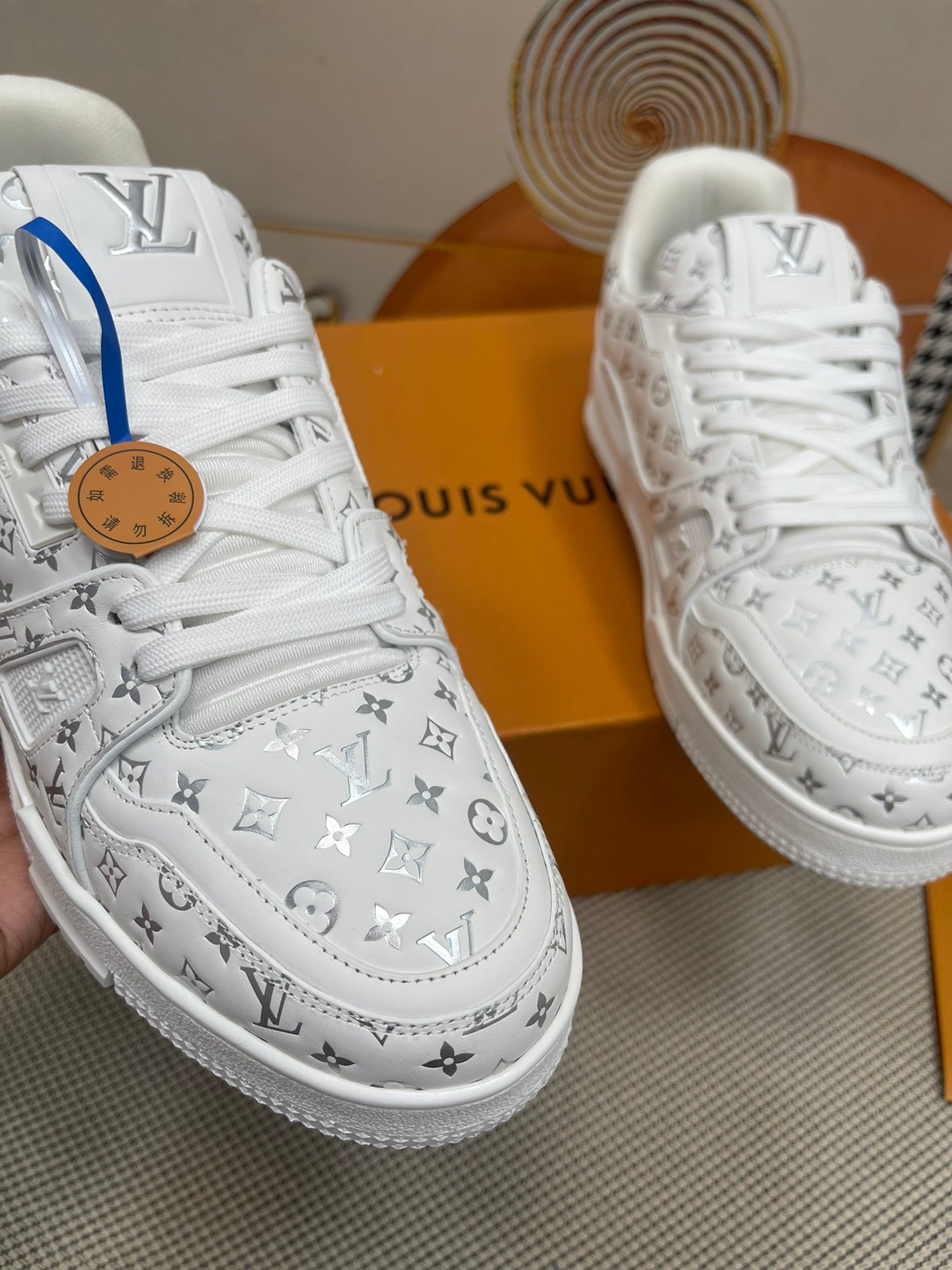 SHOES-LV-LY-123