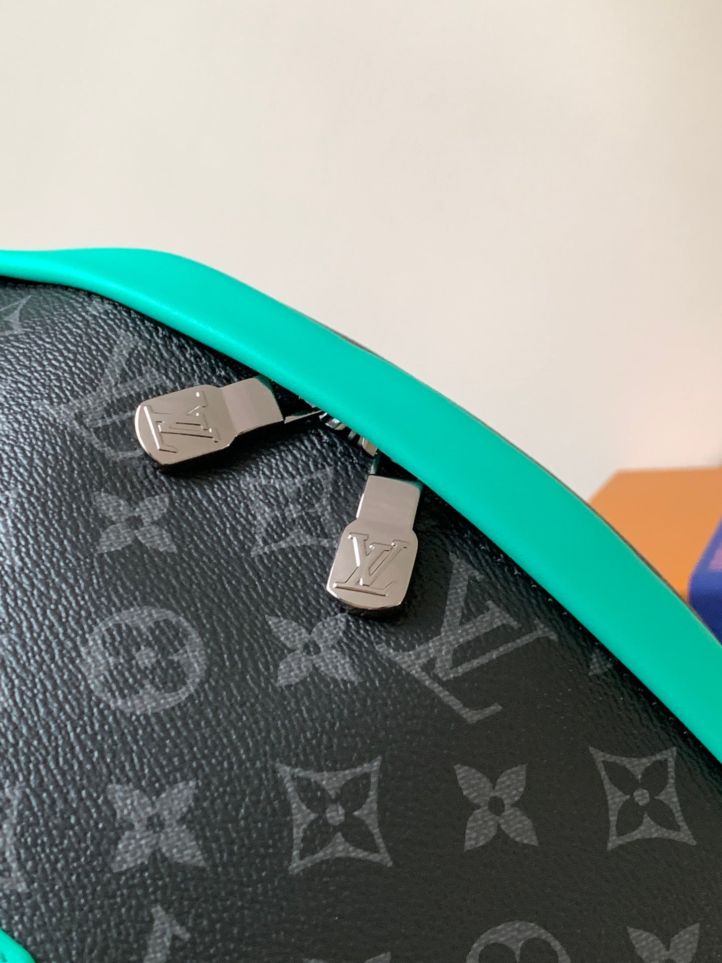 BAG-LV-W-NEW-1075