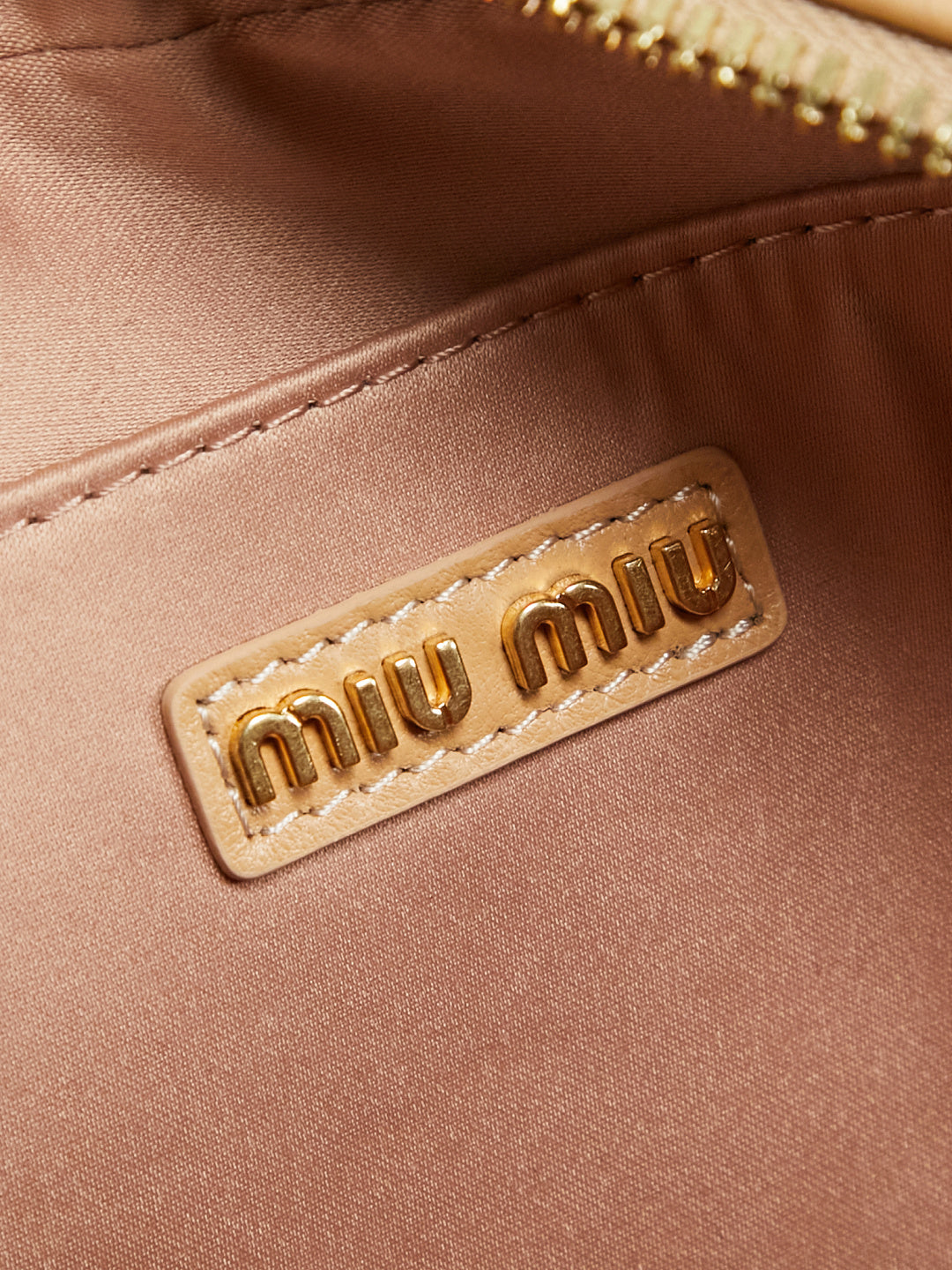 BAG-MIUMIU-LY-004