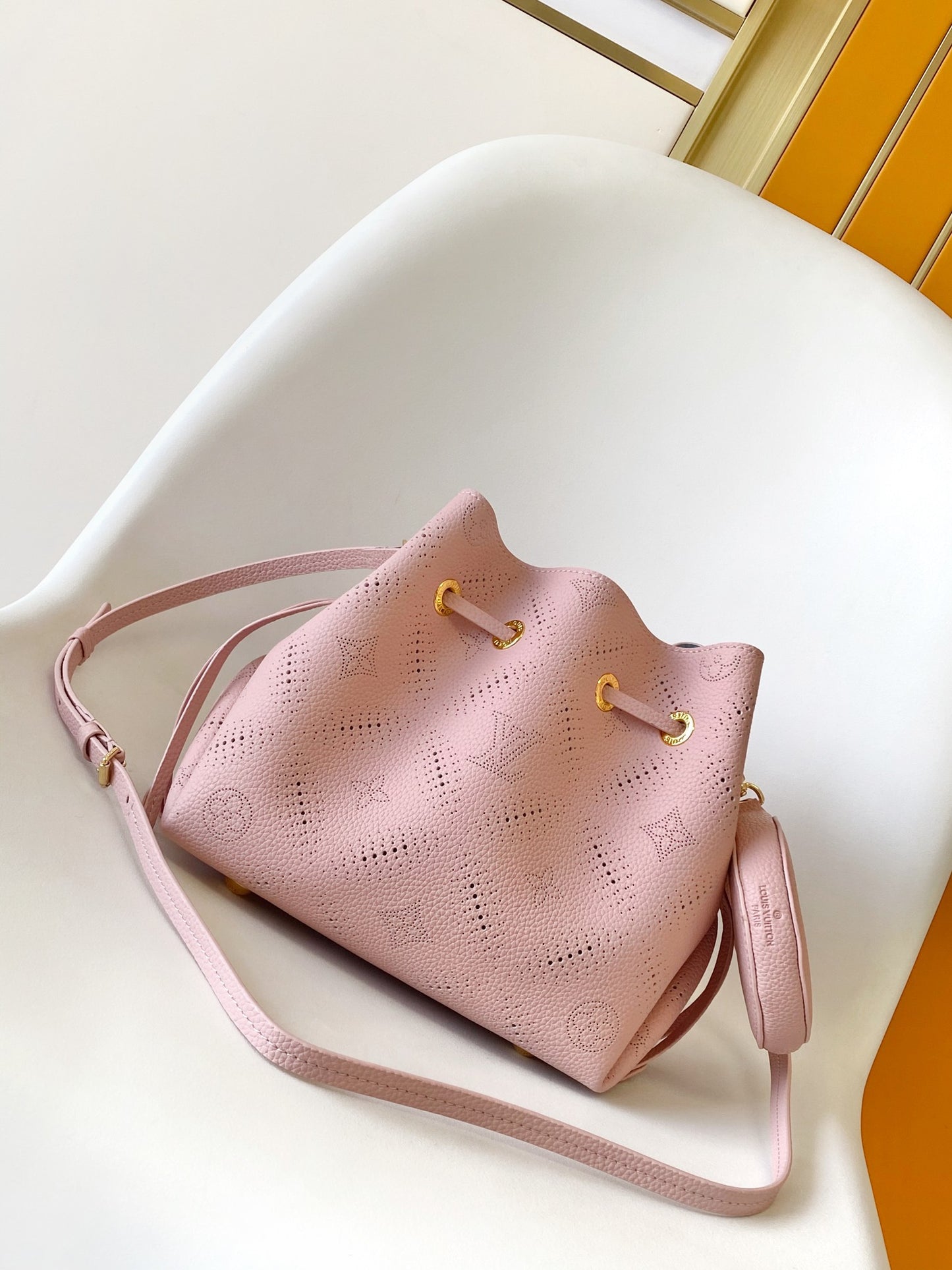 BAG-LV-W-NEW-1209