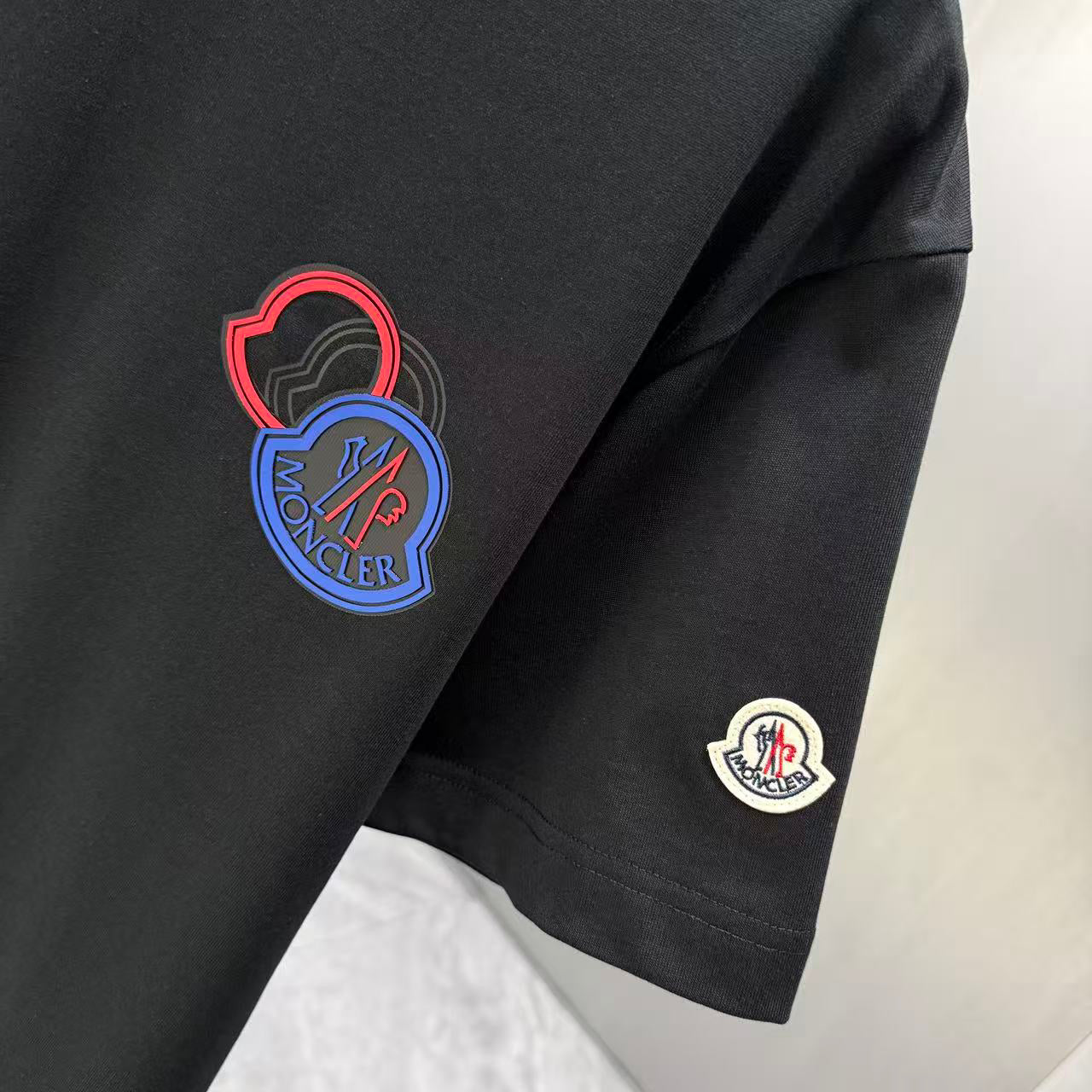 TS-MONCLER-NEW-153