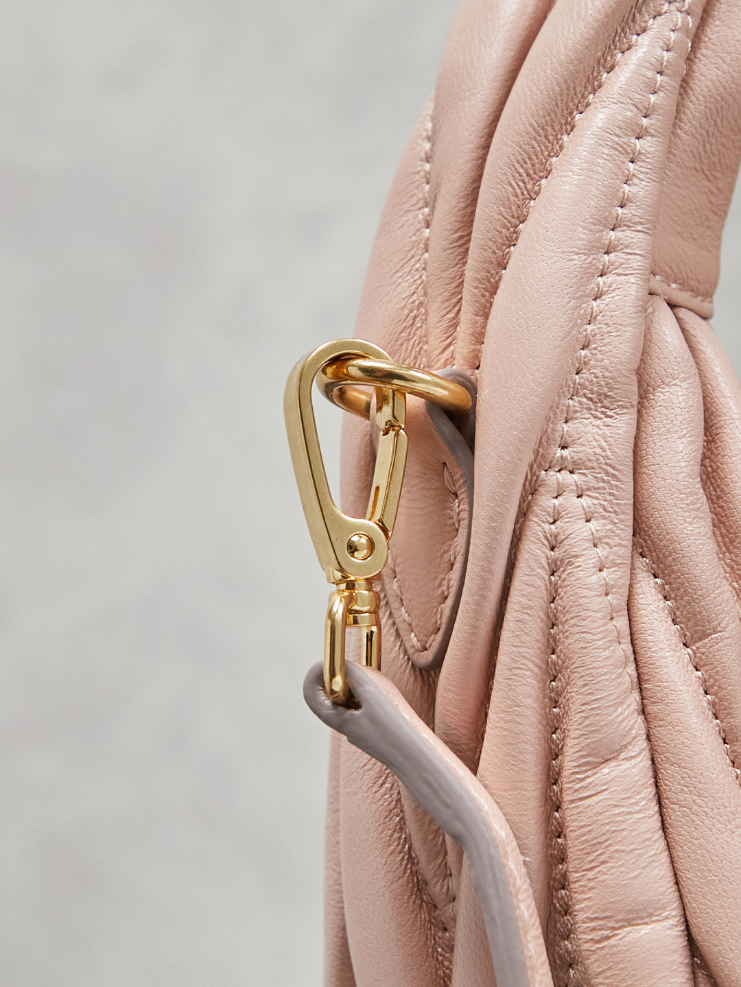 BAG-MIUMIU-LY-039