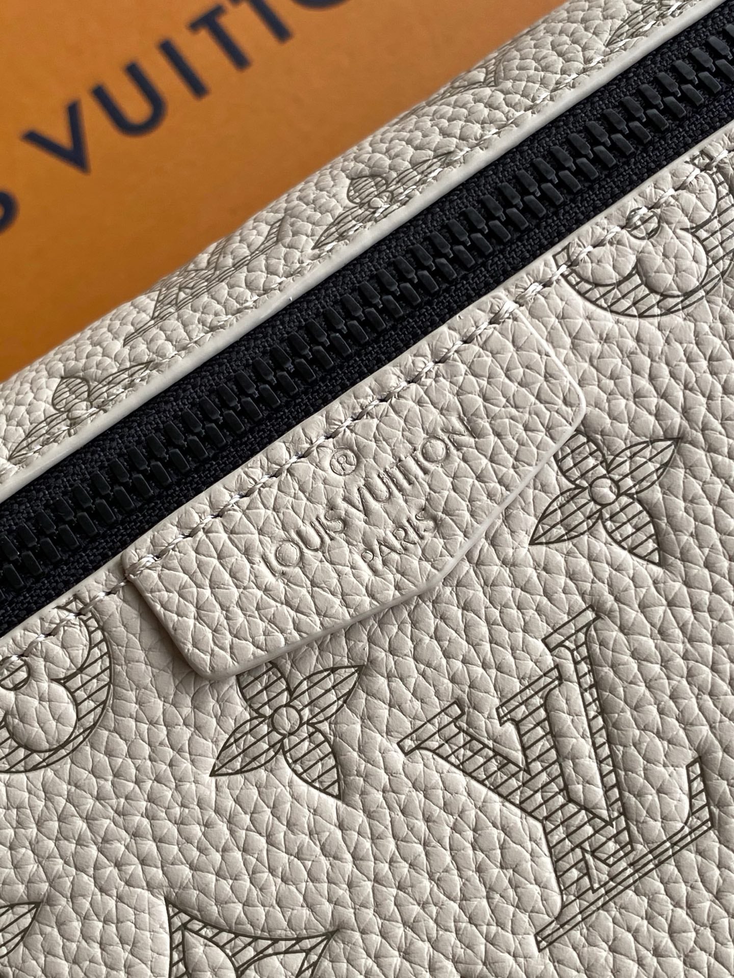 BAG-LV-W-NEW-1063