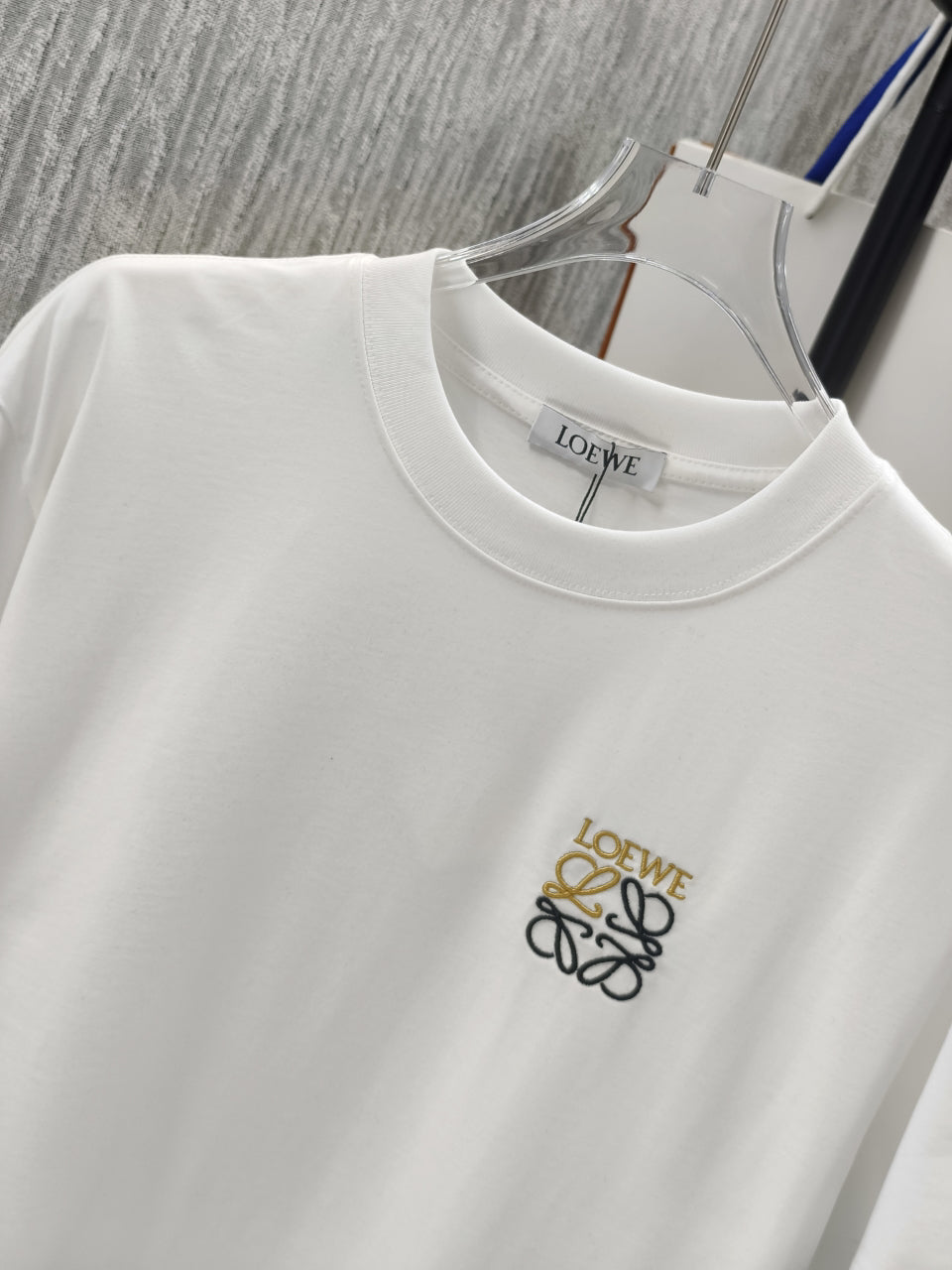 TS-LOEWE-NEW-055