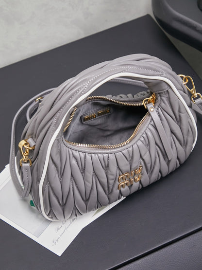 BAG-MIUMIU-LY-025