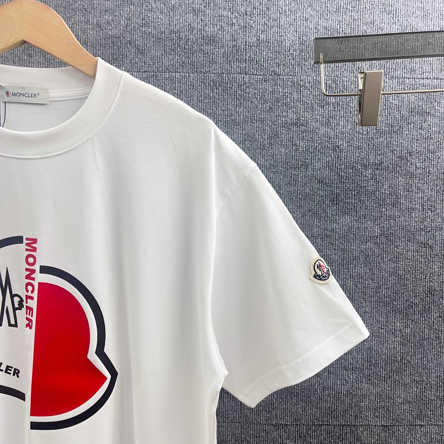 TS-MONCLER-NEW-128
