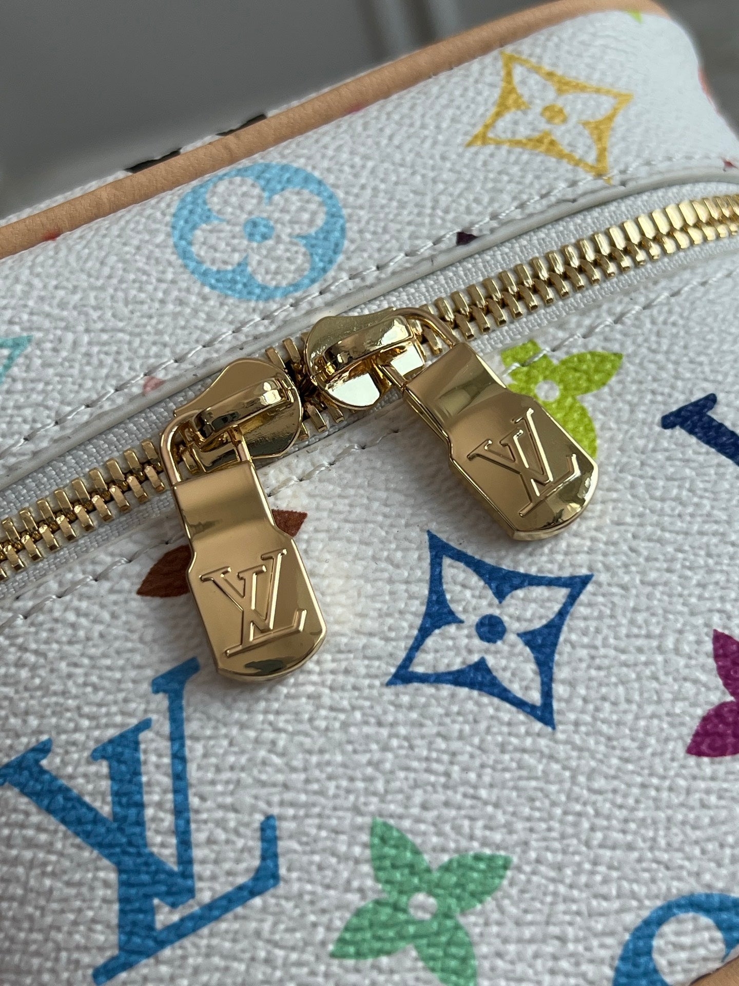BAG-LV-W-NEW-585