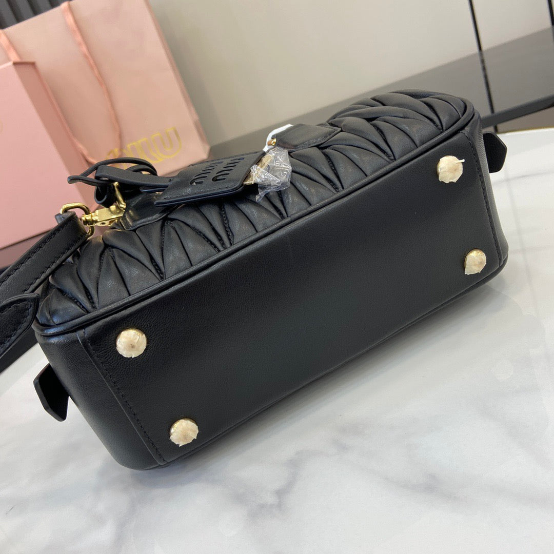 BAG-MIUMIU-LY-379