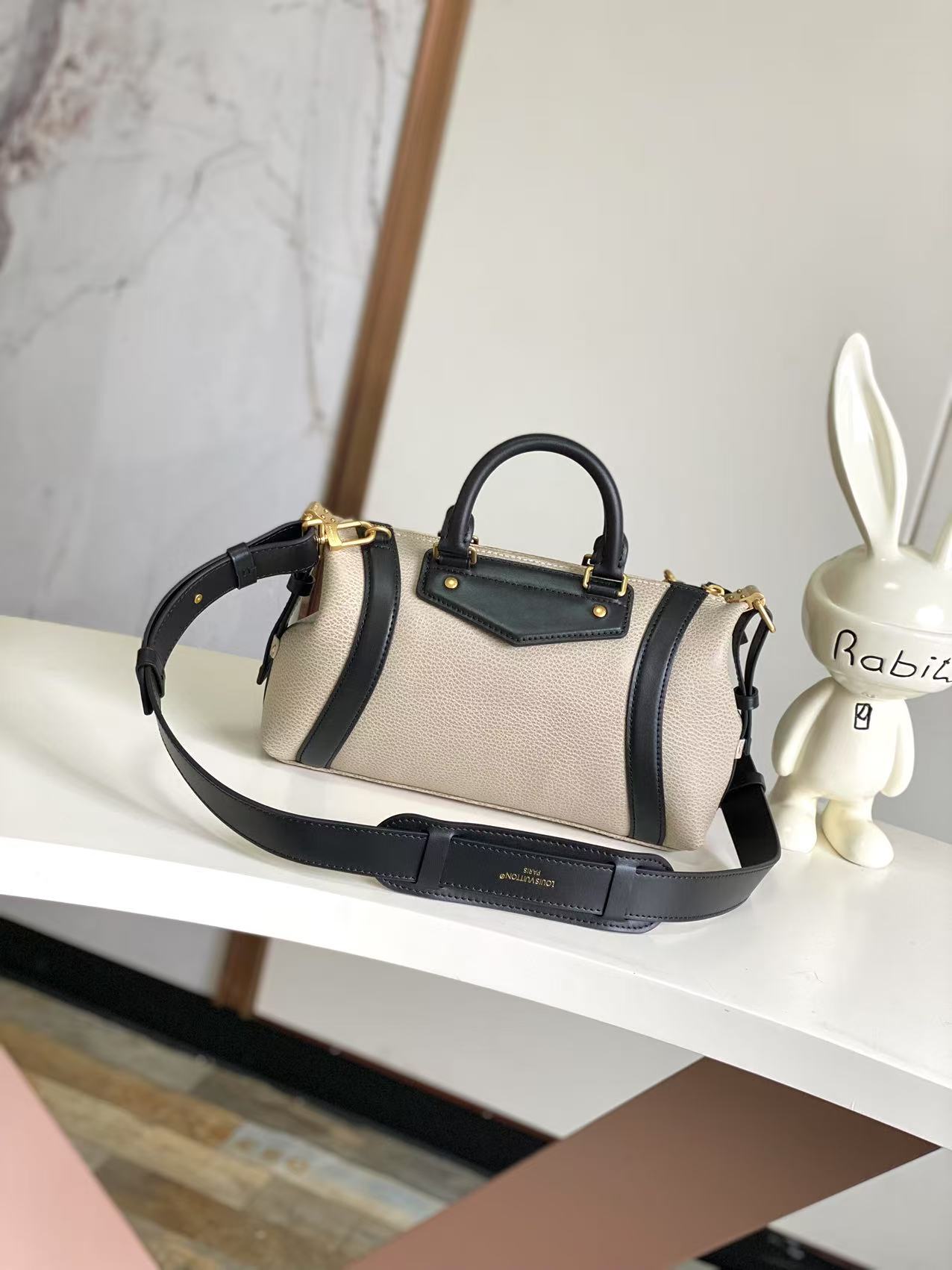 BAG-LV-W-NEW-411