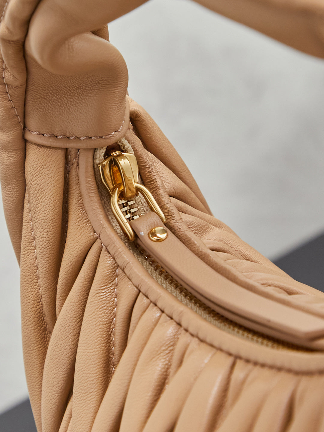 BAG-MIUMIU-LY-036