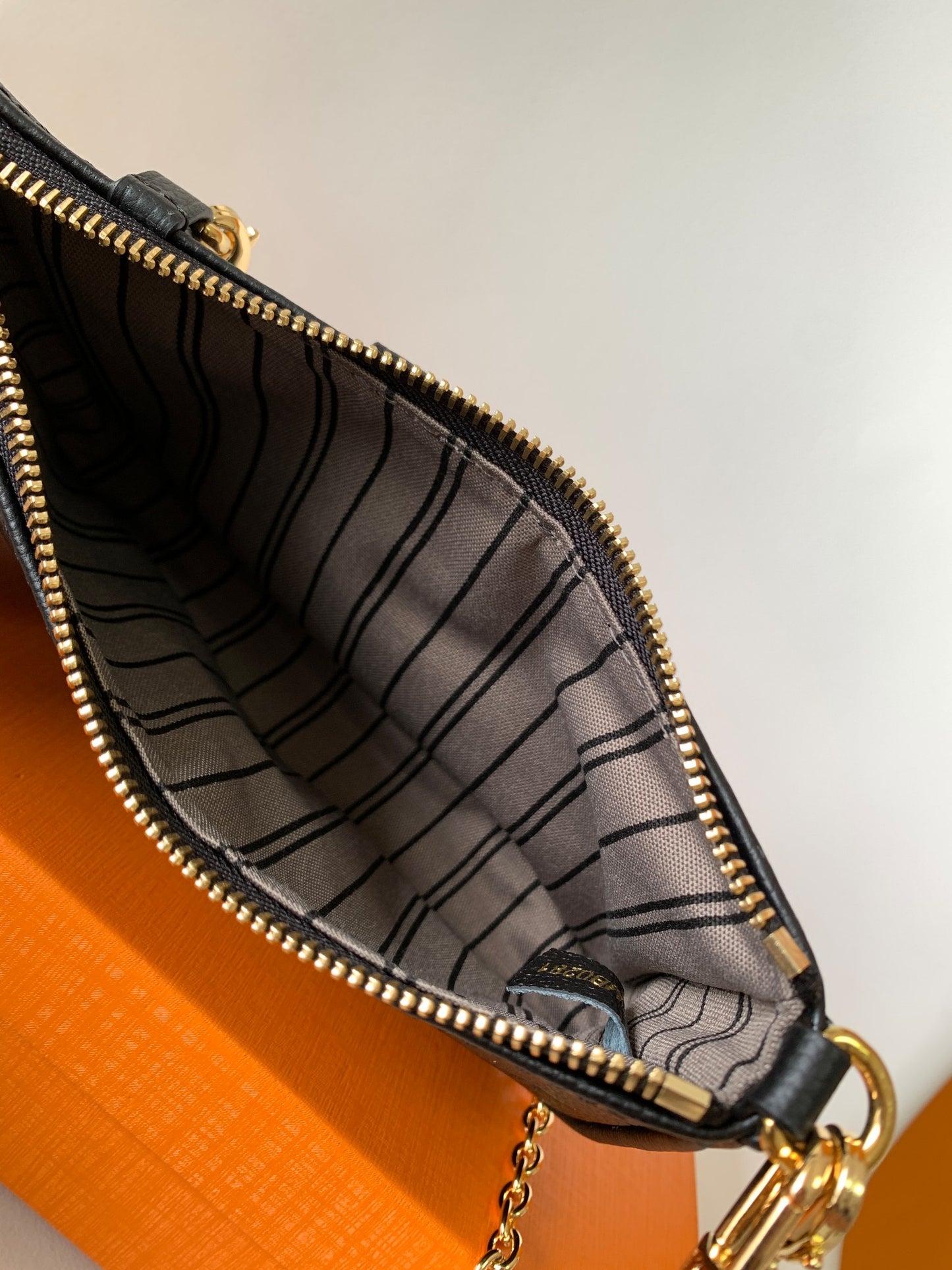 BAG-LV-W-NEW-703